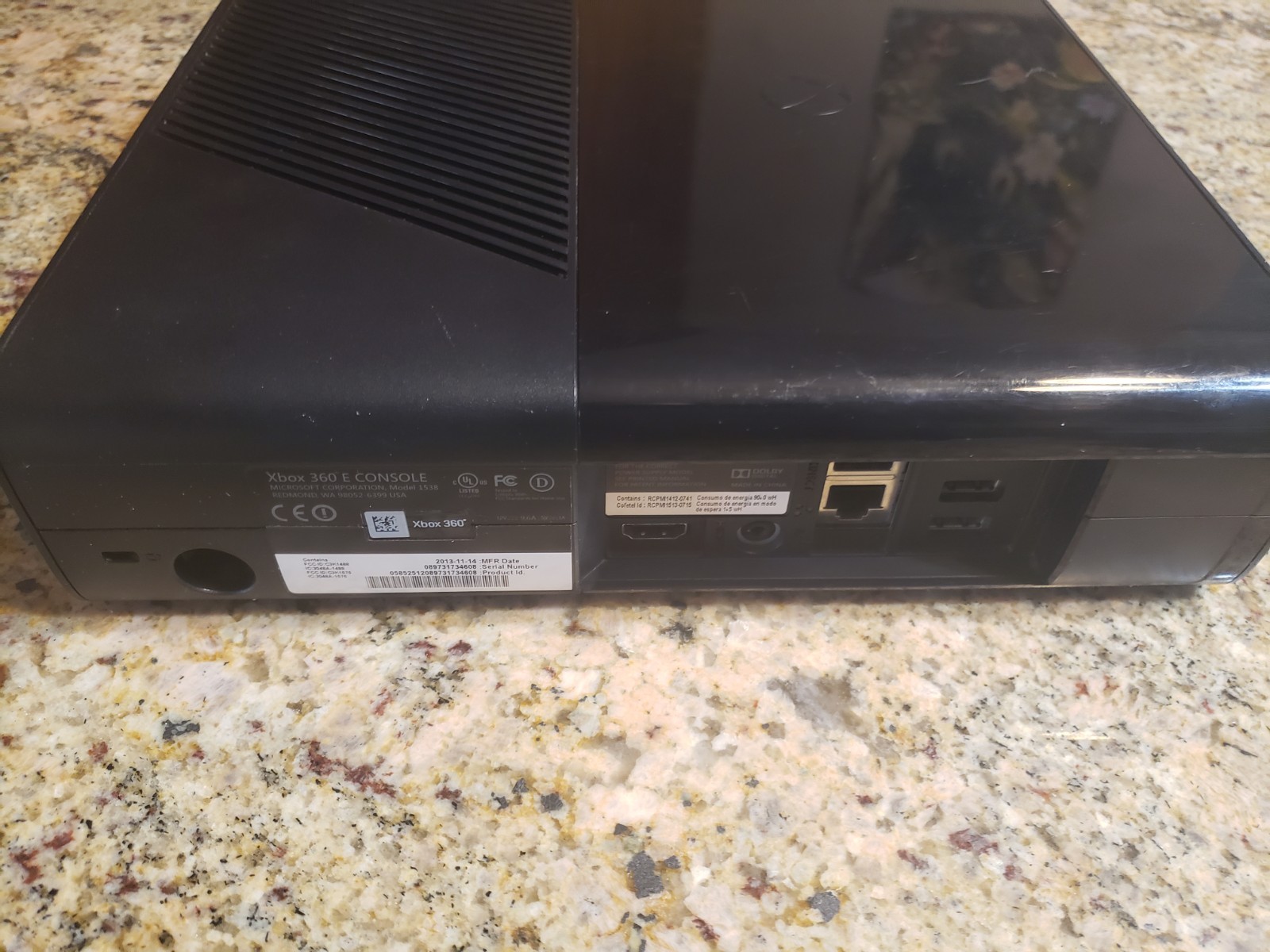Xbox 360 E Console Model 1538 4GB – Bundle: Controller, Power Supply, Games