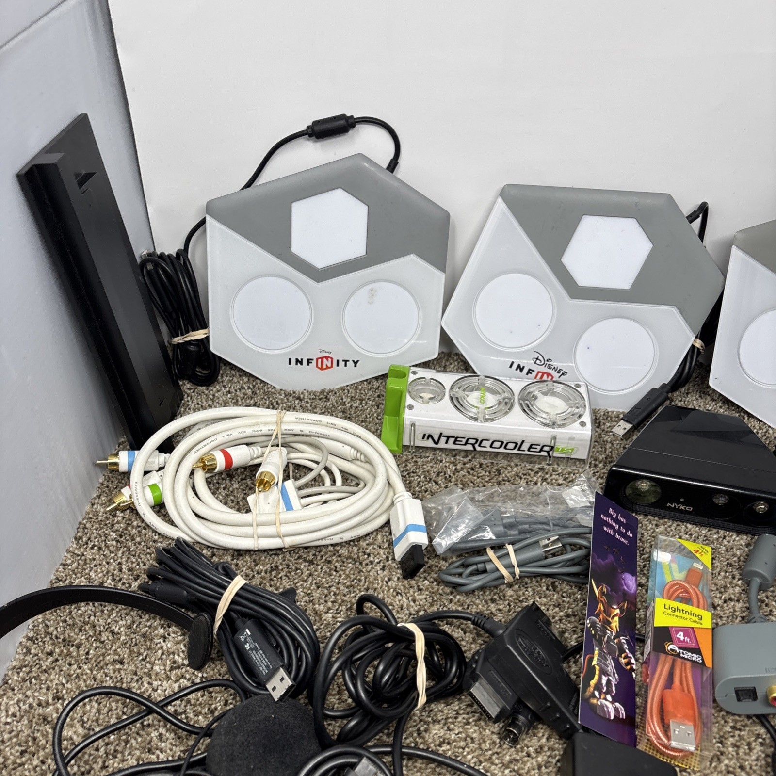 Video Game Random Cables And Accessories Lot UNTESTED