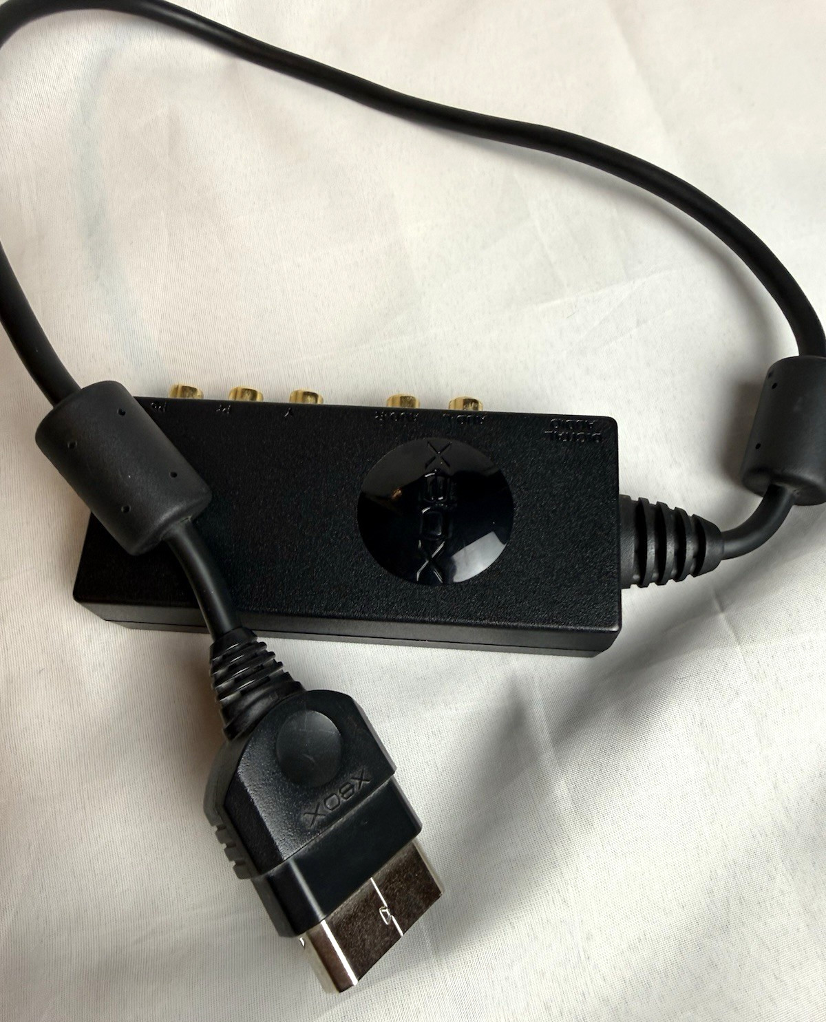 Microsoft Xbox HD AV Pack Component Video Adapter & Matching Component Cables