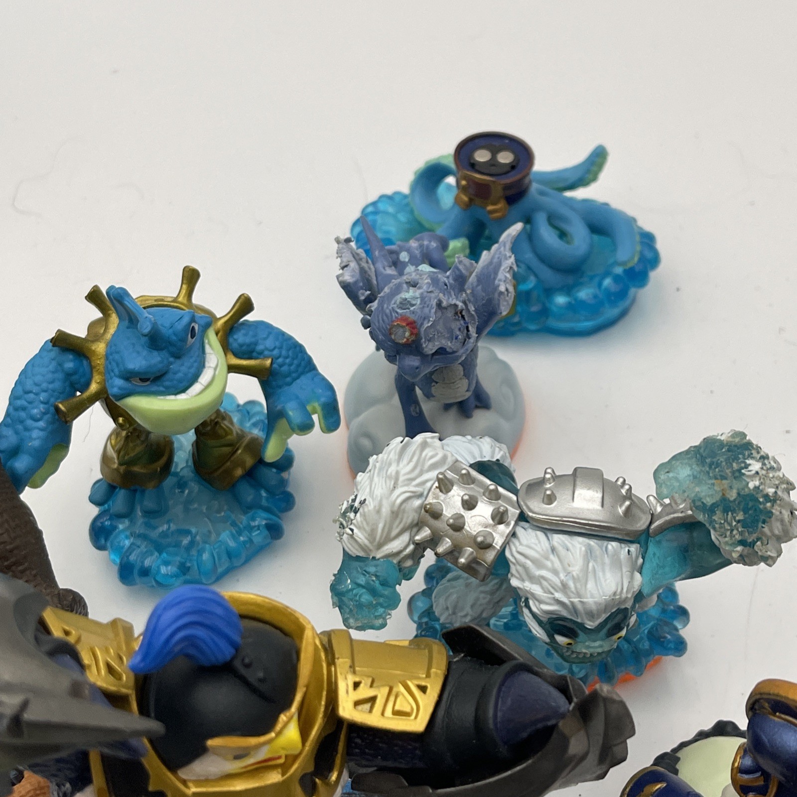 Skylanders Mixed Lot of 45 Figures Spyro, Giants, Vehicles, Some Damaged