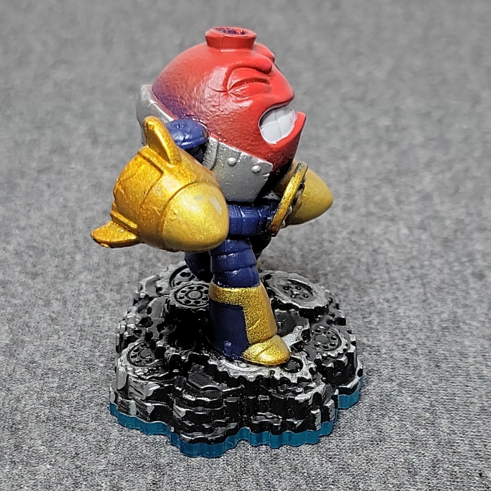 Skylanders Swap-Force Countdown Damaged Character Figure #84828888 Activision