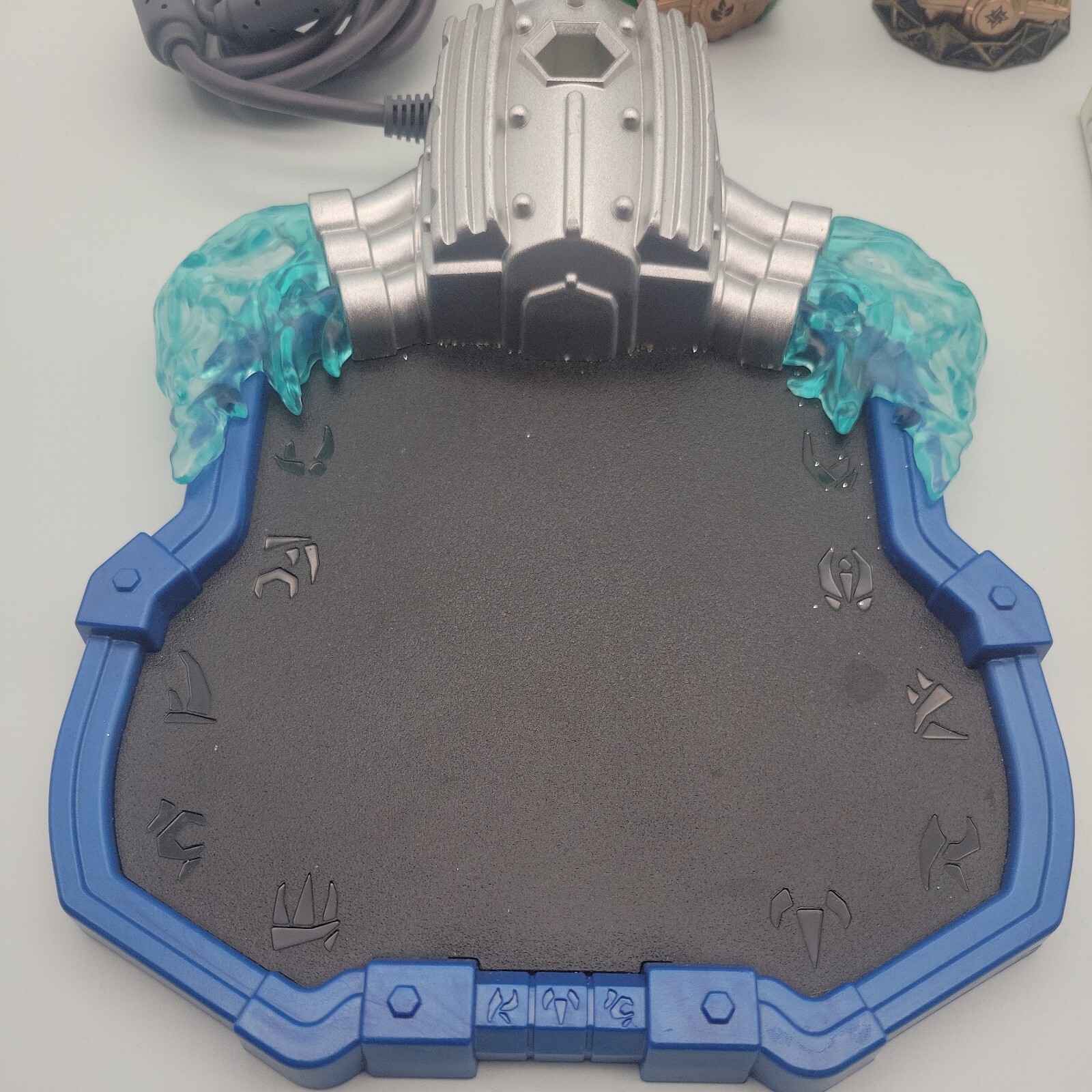 Skylanders SuperChargers Game +Portal of Power Base For Xbox 360 And Figures