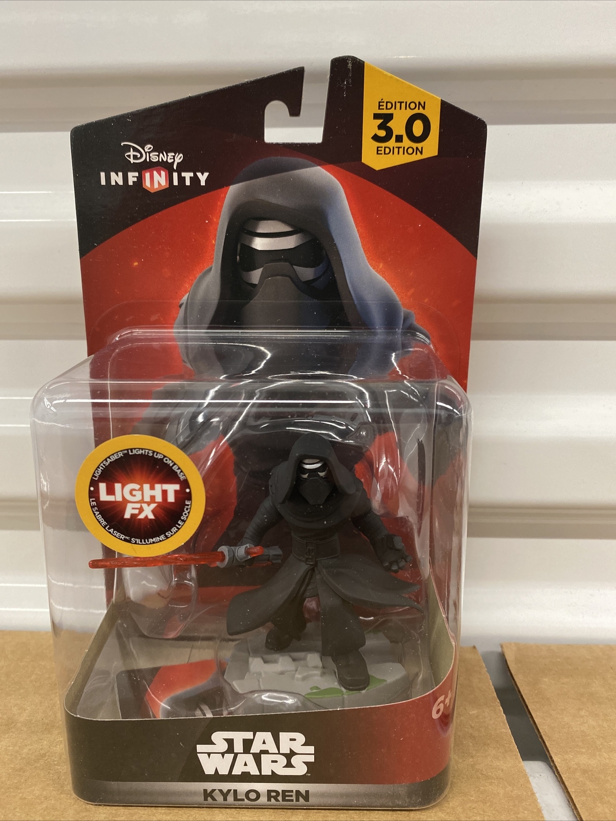DISNEY INFINITY 3.0 Edition Star Wars Light FX Kylo Ren Figure Character New