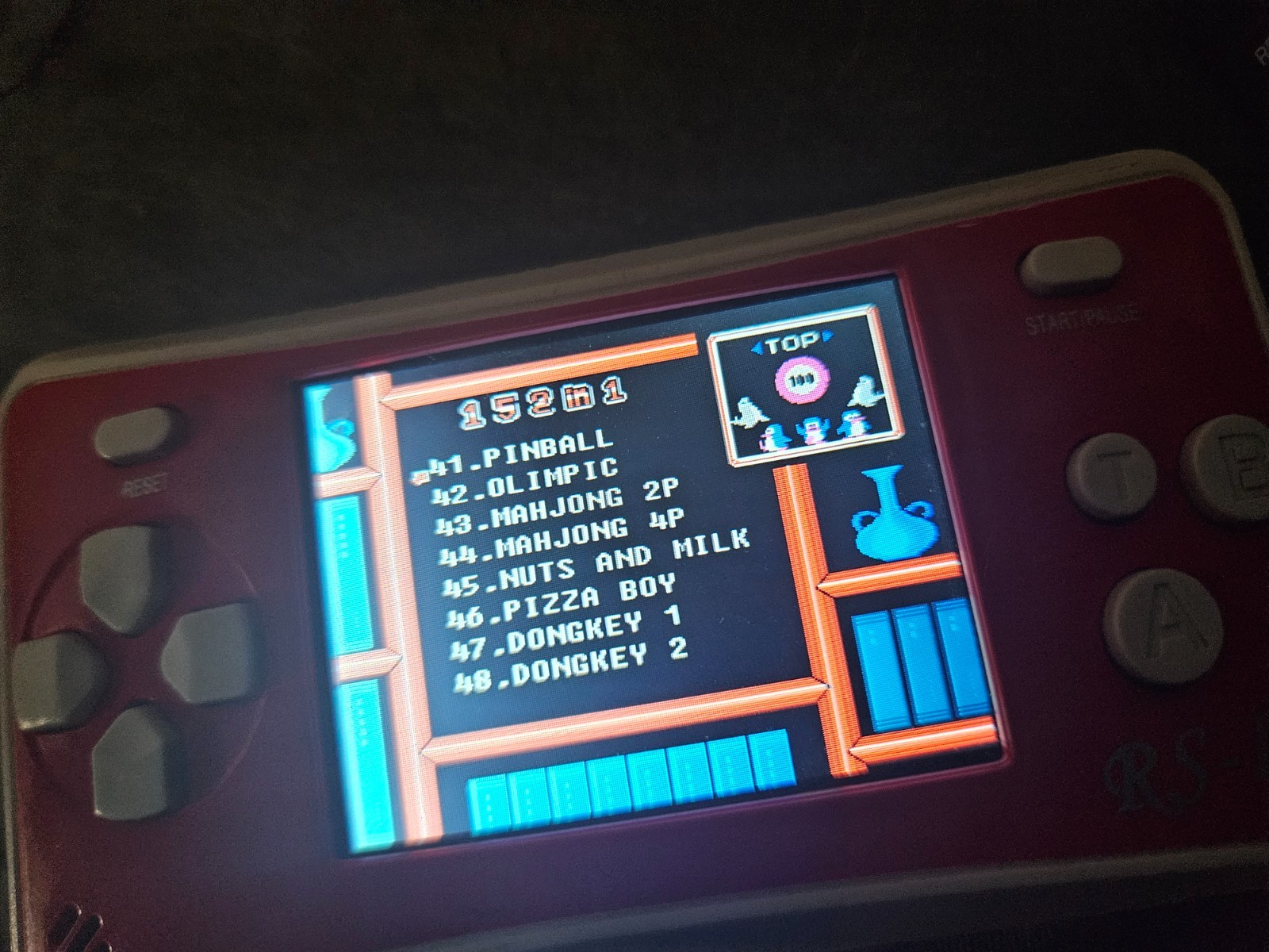 152 in 1 RS-1 – RARE VINTAGE-STYLE HANDHELD VIDEO GAME CONSOLESMB PORTABLE RS-I