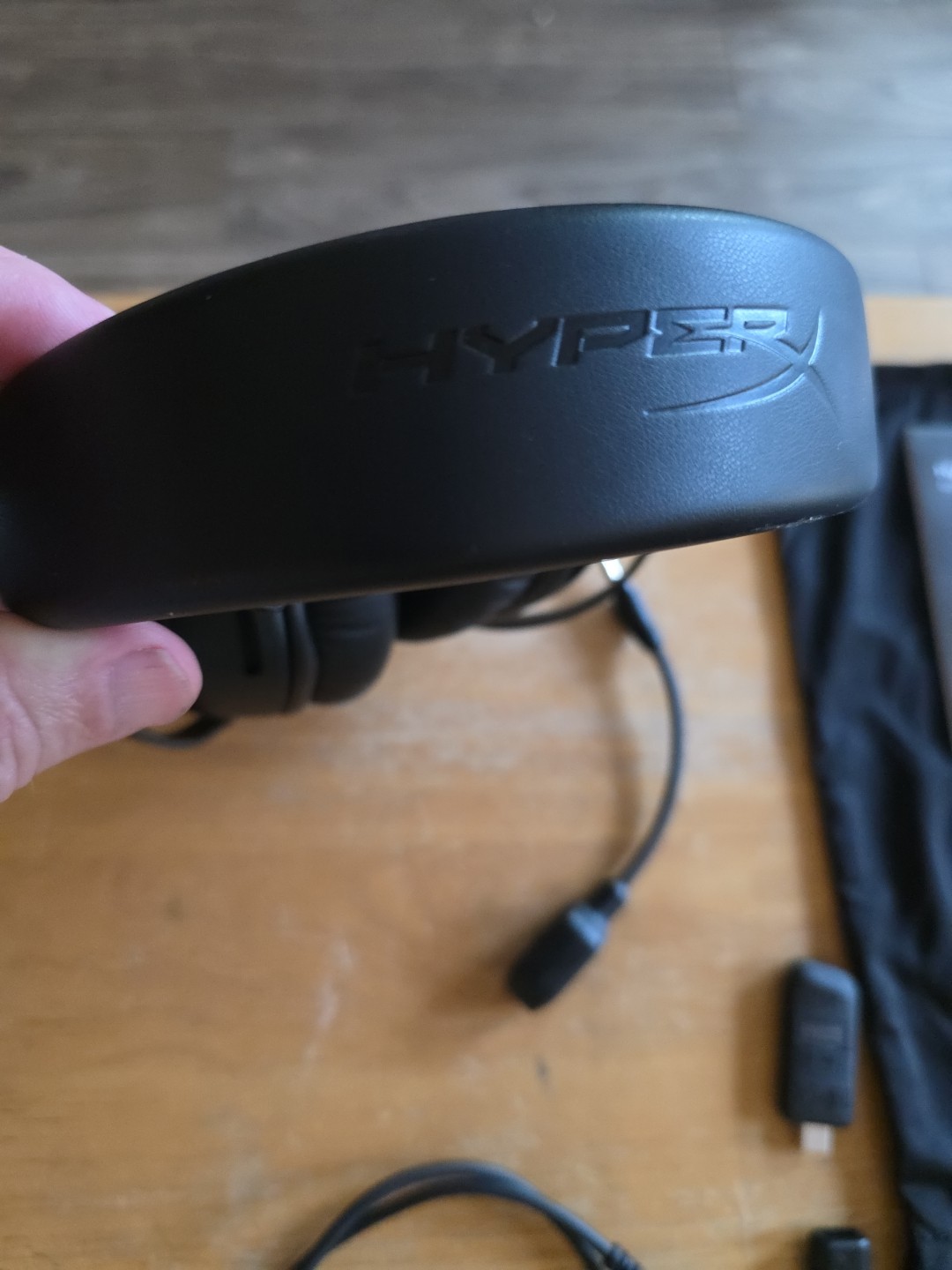 HyperX Cloud III Wireless Gaming Headset Black PC PS5 PS4 With Dongle Excellent