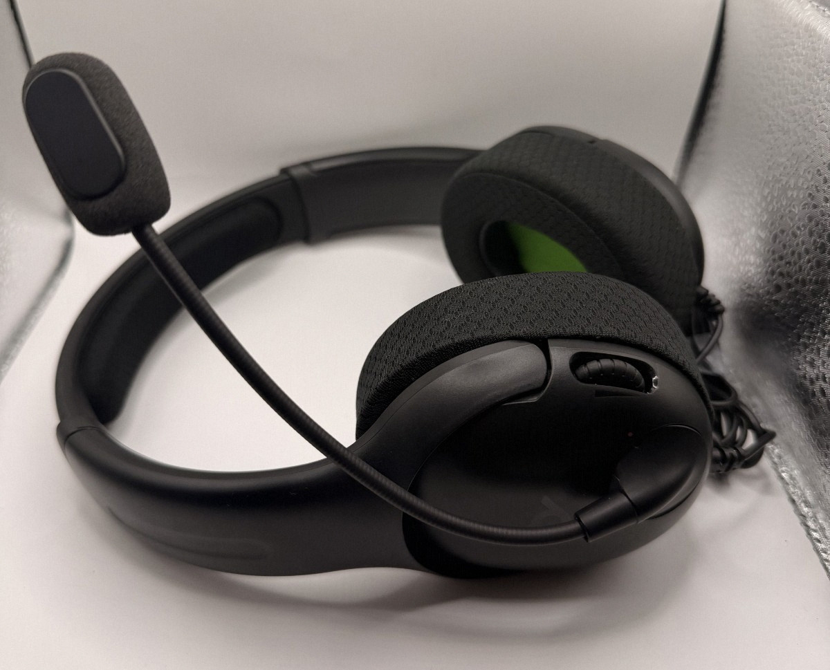 Xbox One PDP Gaming LVL40 Wired Stereo Headset Over-Ear with Microphone