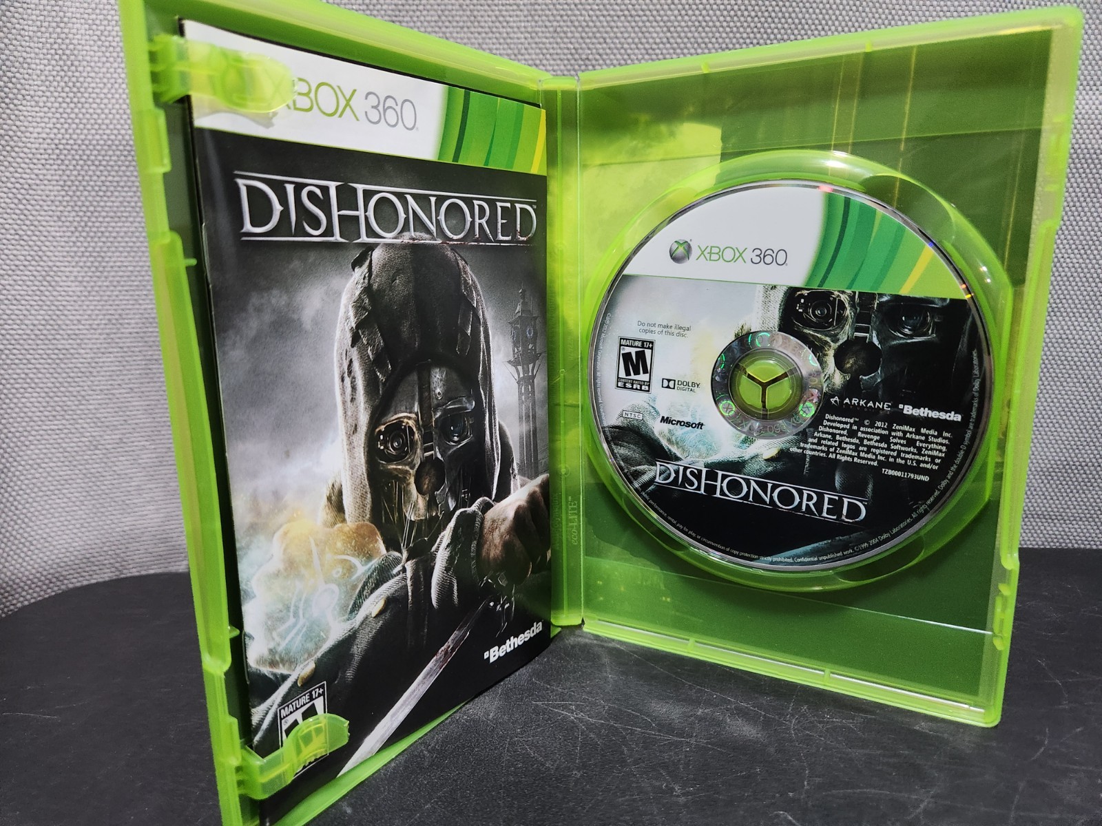 Dishonored – Microsoft Xbox 360 – Complete In Box – Includes Manual