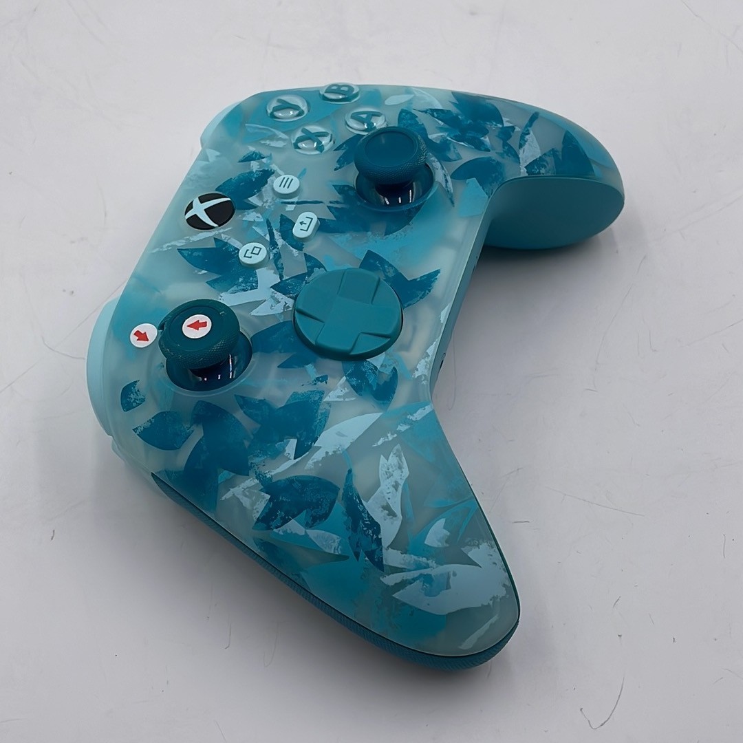 Xbox Wireless Controller Ice Breaker Special Edition – READ