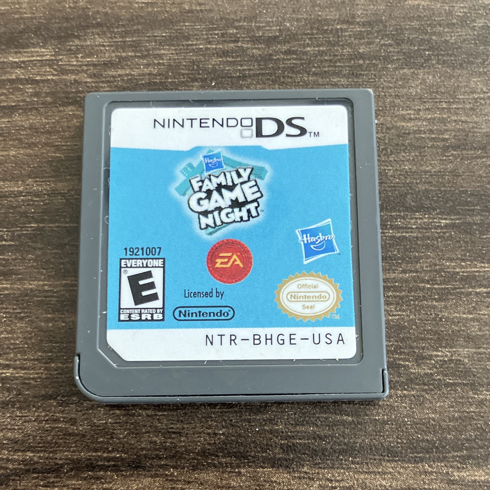 Family Game Night Nintendo DS, CIB w/ Case Manual Inserts