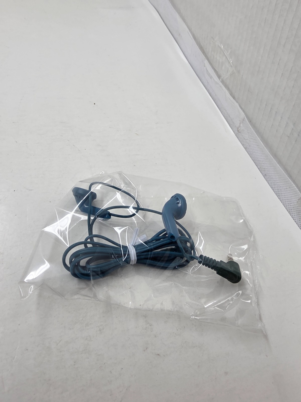 2 BLUE Universal 3.5mm Wired Earphones Headset Stereo Headphones Earbuds