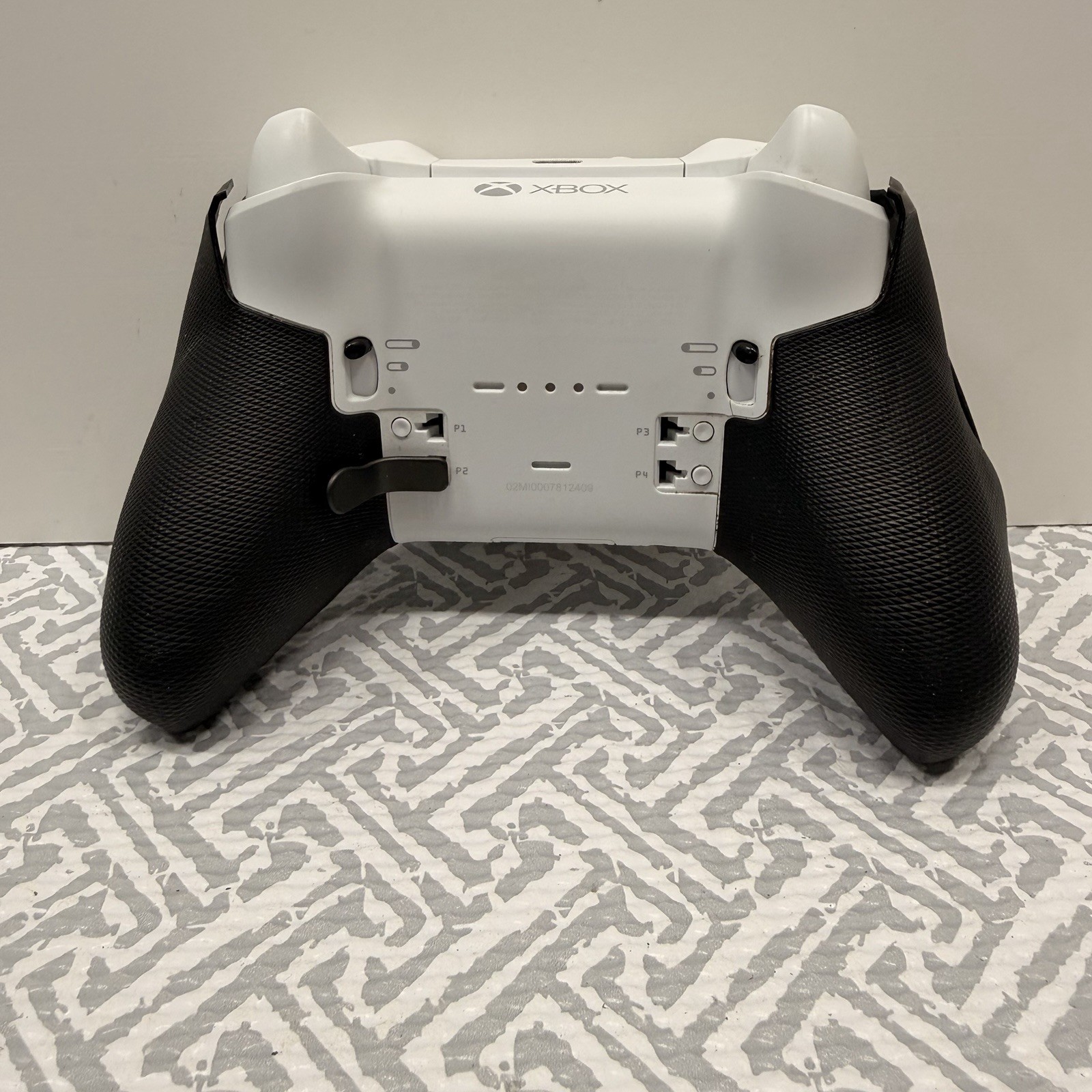 Xbox Elite Series 2 Core Controller White – Fully Working, Grip Wear w/ Case