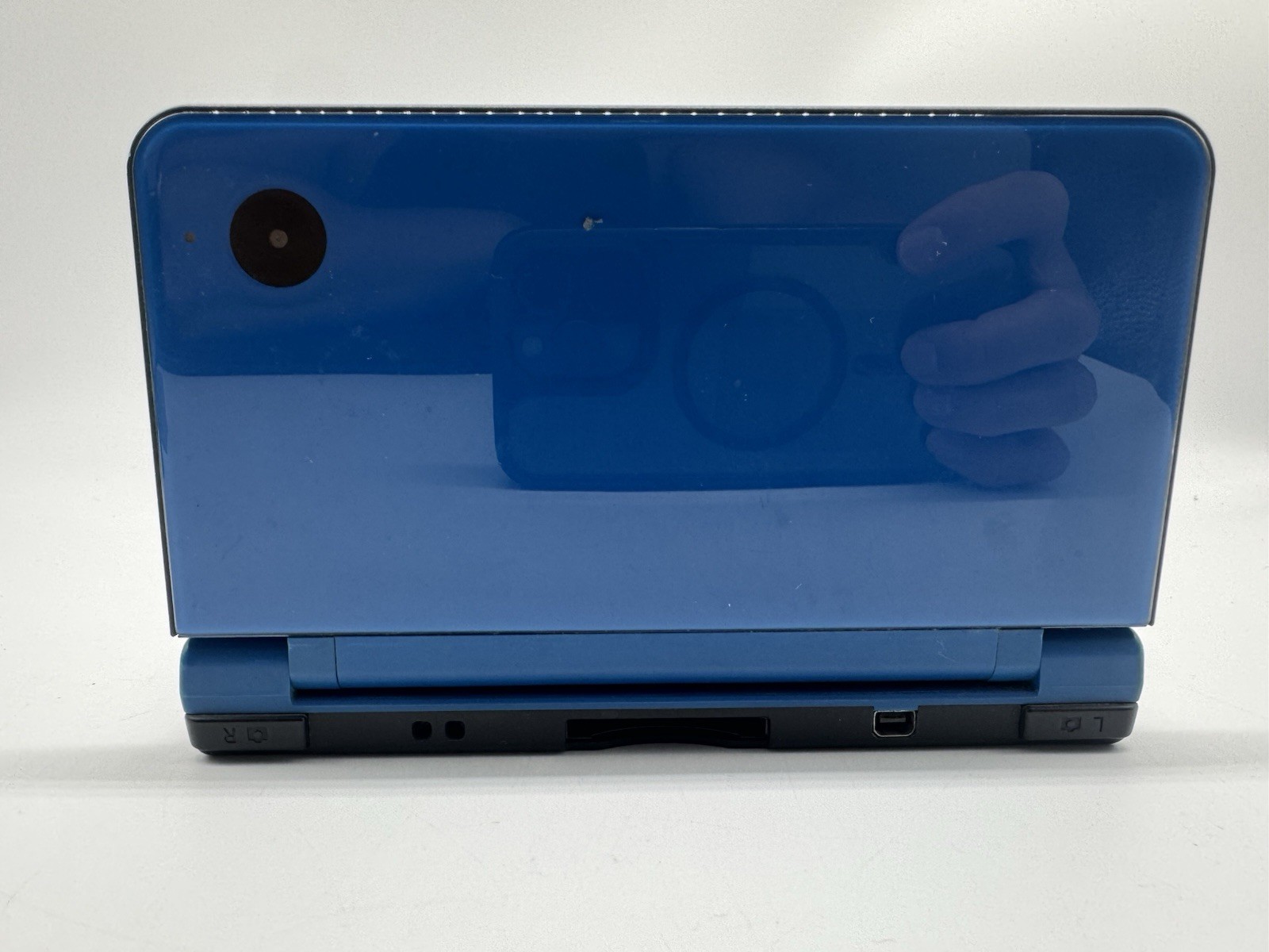 Nintendo DSi XL Handheld Console Midnight Blue – Turns On – Broken Touch Screen