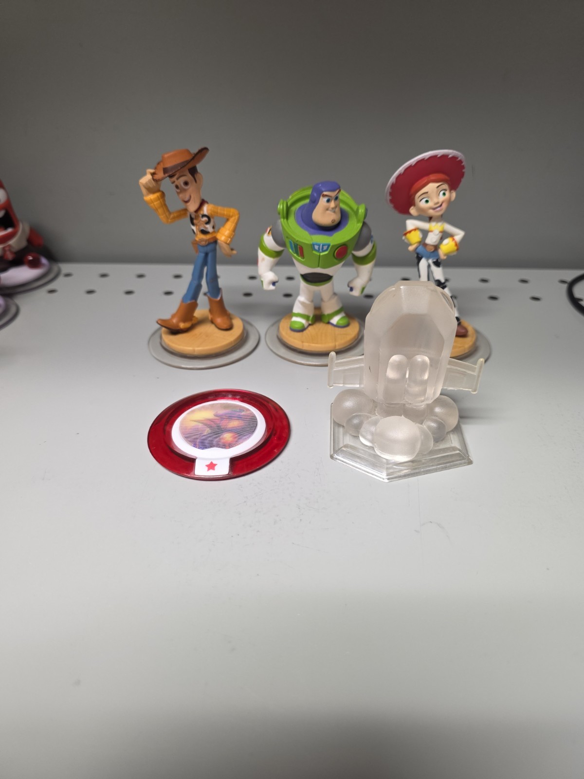 Disney Infinity 1.0 Toy Story lot 4 Woody, Buzz Lightyear, Crystal & Jessie