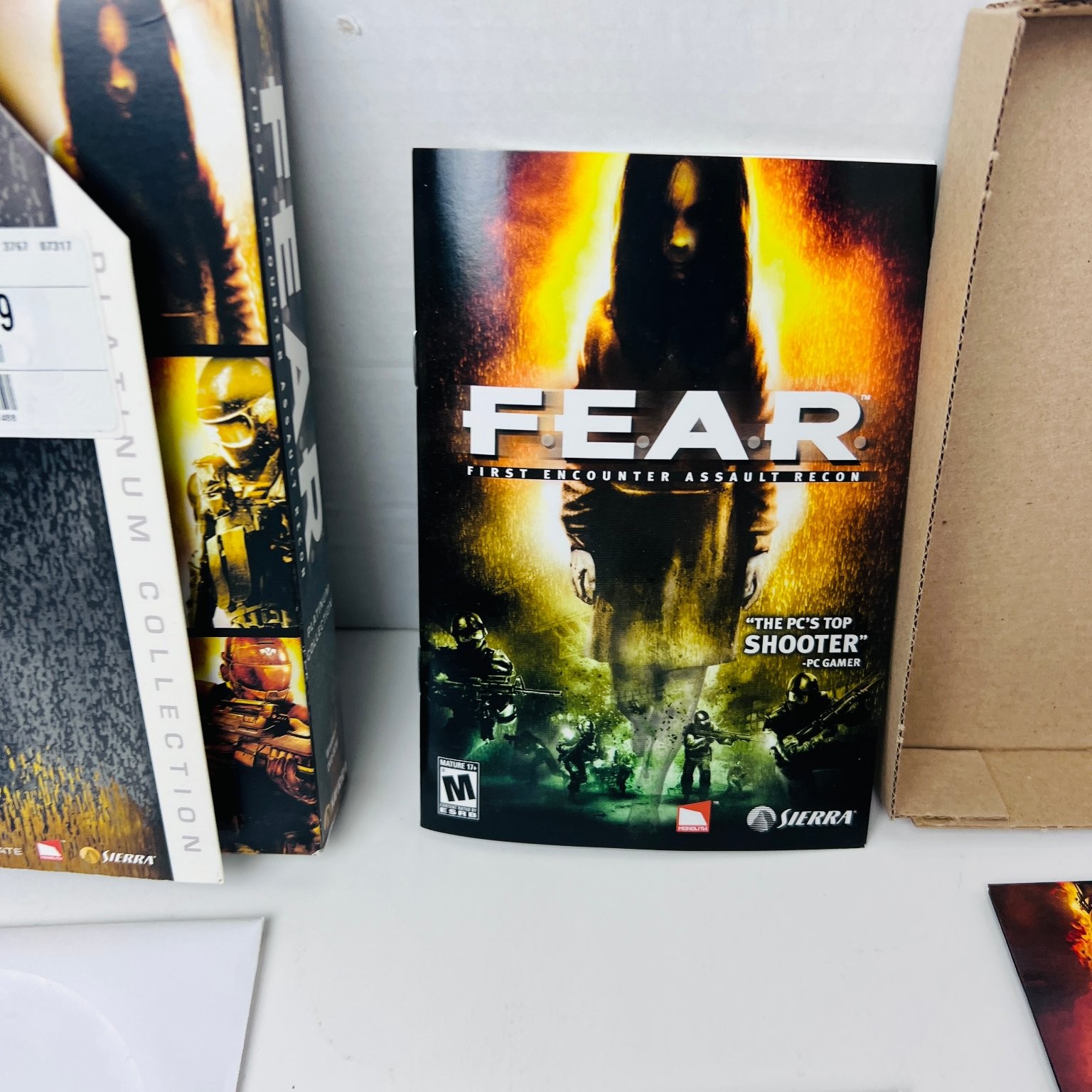 F.E.A.R. Platinum Collection PC Video Game Shooter Horror With Manual and Key