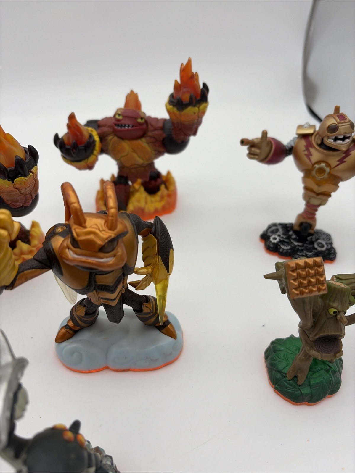 Skylanders Giants Series Lot of 10 Figures Bouncer Eye Brawl Swarm Cinder
