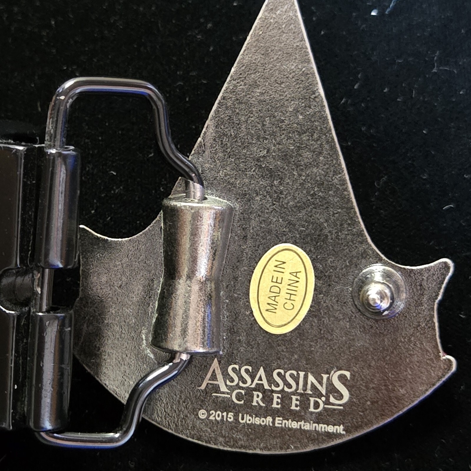 Assassin’s Creed RARE RED Silver Belt Buckle Video Game belt buckle 2018 36-40″