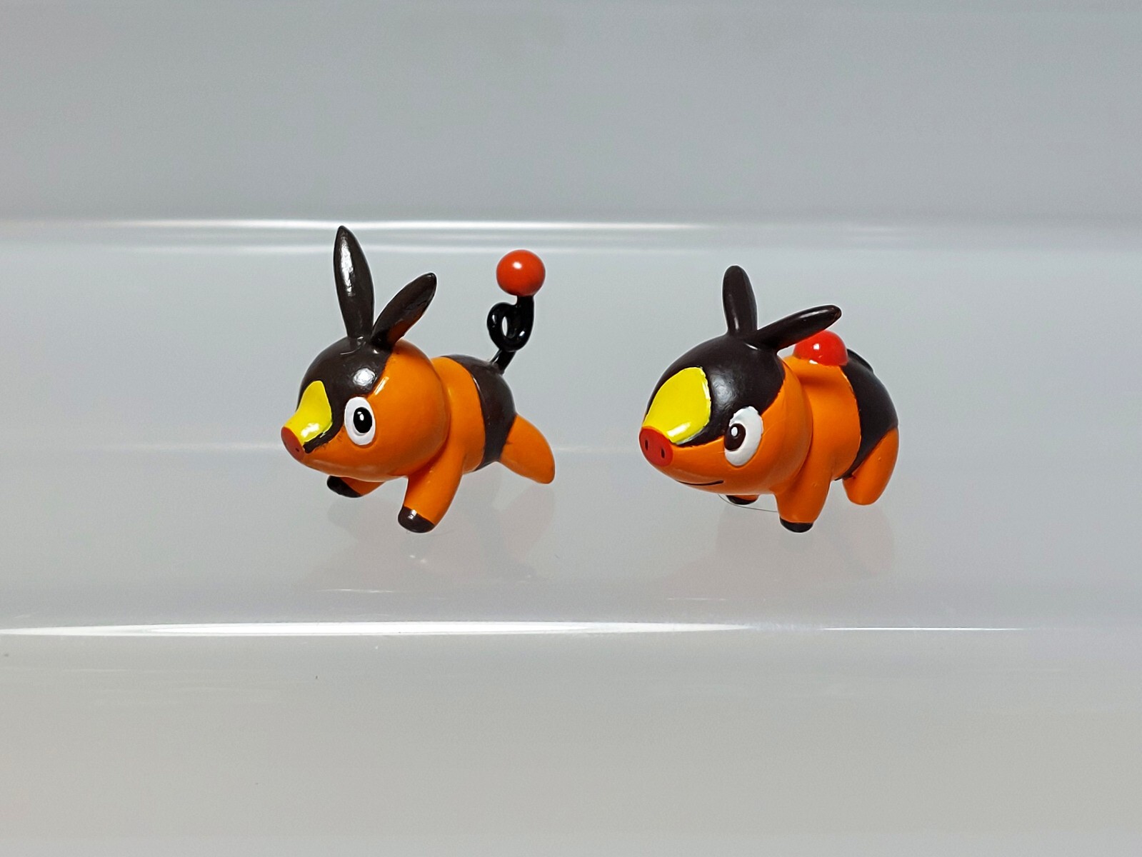 Tepig Pokabu Pokemon KeshiPoke Figure Set Ensky Japan M03 0.8in