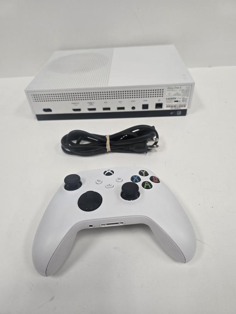 MICROSOFT XBOX ONE S (P21028928)