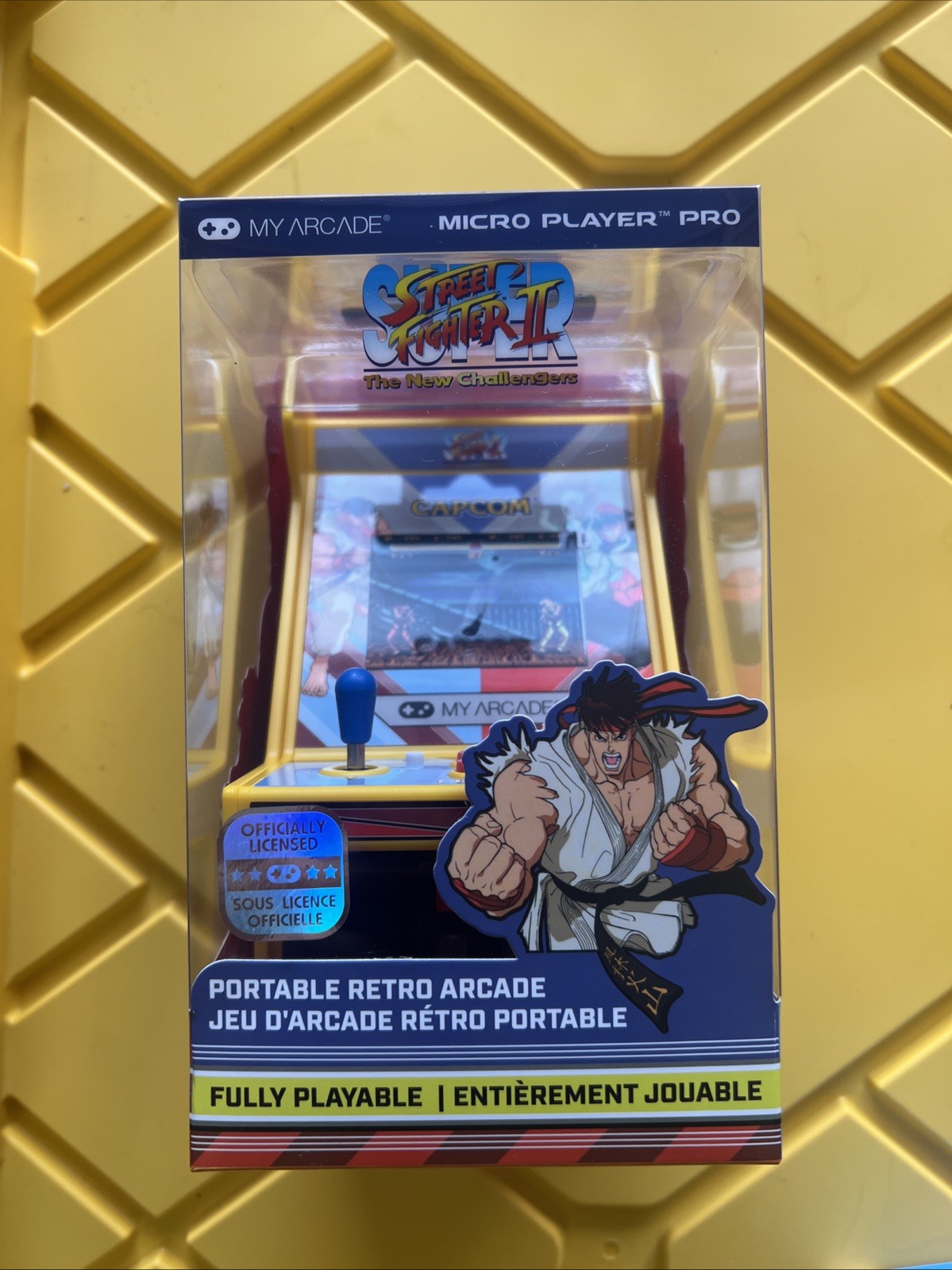 New My Arcade Super Street Fighter II Micro Player, 6.75″ Mini Arcade Game