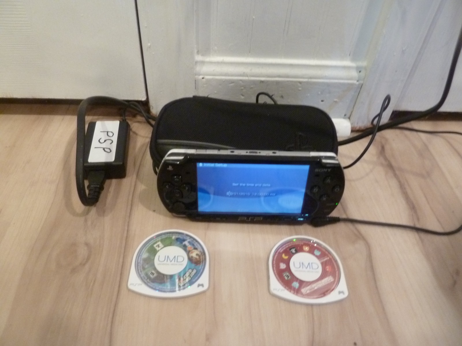 Sony PSP 2001 Black Console + battery, charger, games, carrying case PLEASE READ