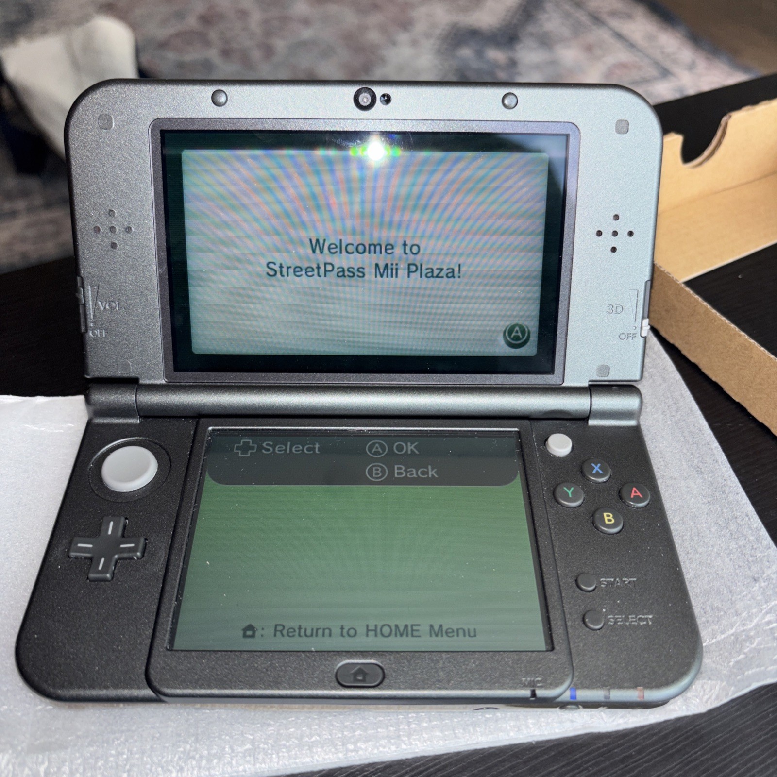 Nintendo New 3DS XL Handheld System Hyrule Edition Complete in Box Zelda Gold
