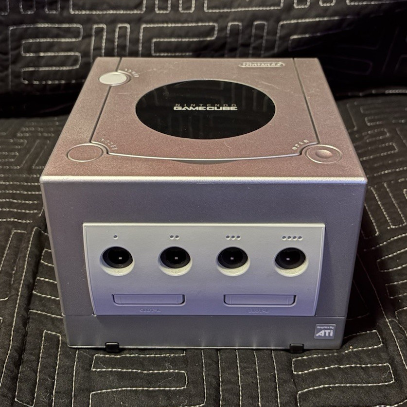 Nintendo GameCube Console Platinum DOL-101 NTSC-U/C Composite RCA Tested.