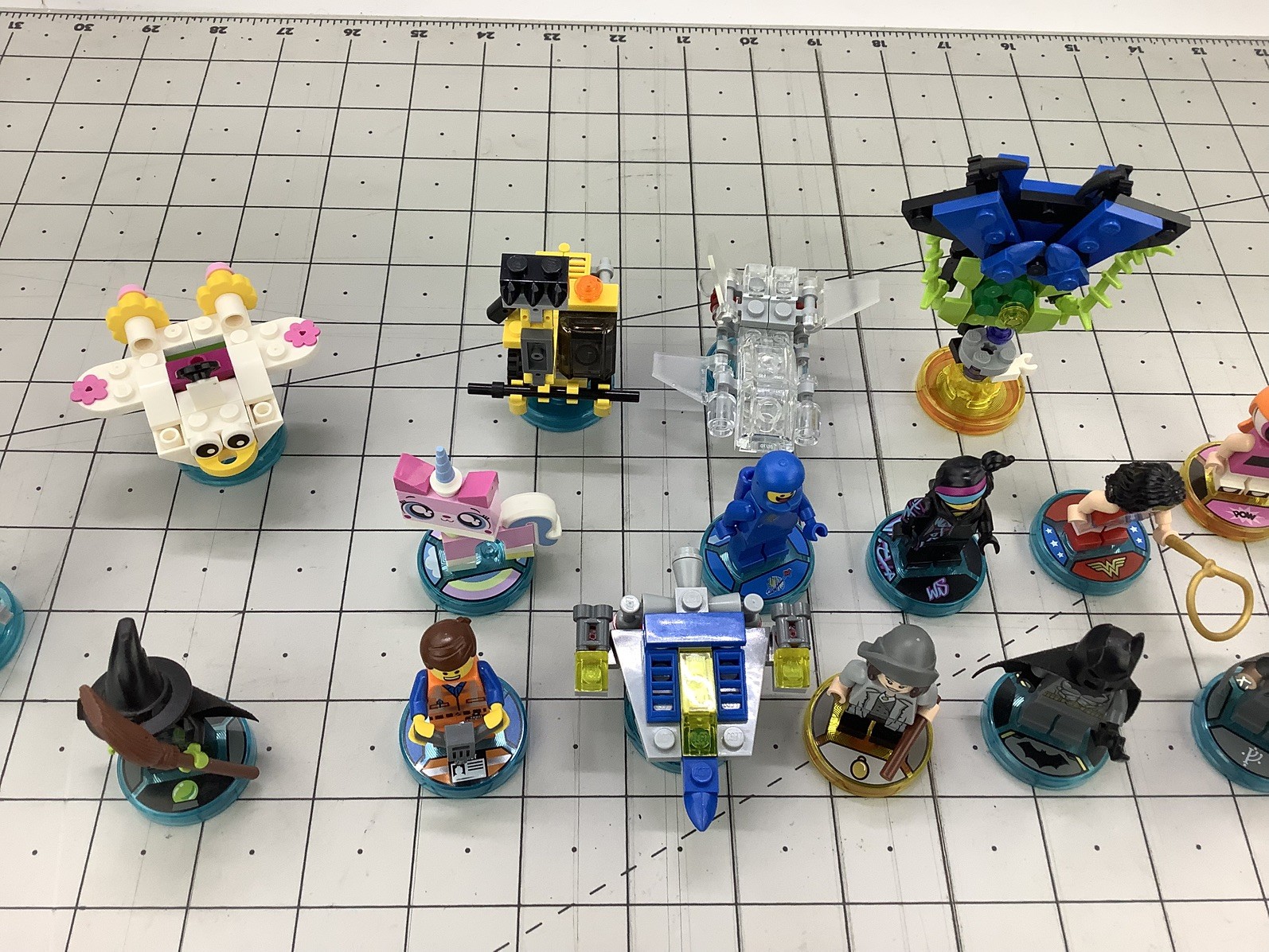 LEGO Dimensions Mixed Lot Minifigures & Vehicles