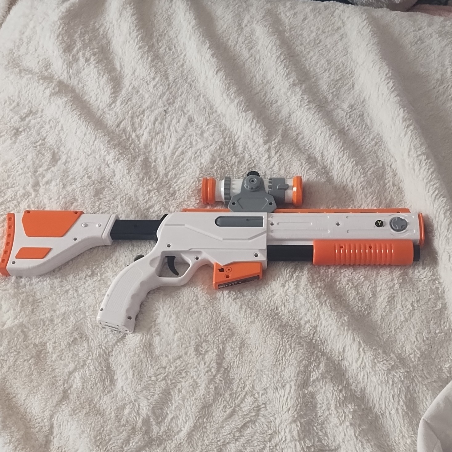 Activision Wireless Gun Controller for Microsoft Xbox 360 Ergonomic White/Orange