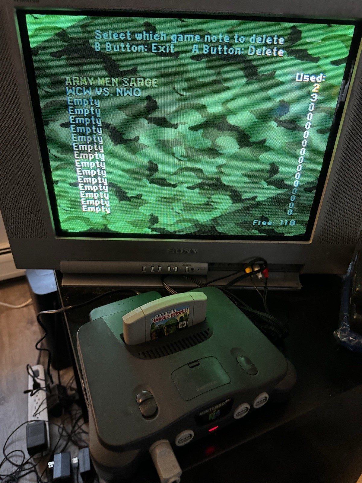 Nintendo 64 N64 Console W/ Expansion Pak Controller Games Army Men Works Great!