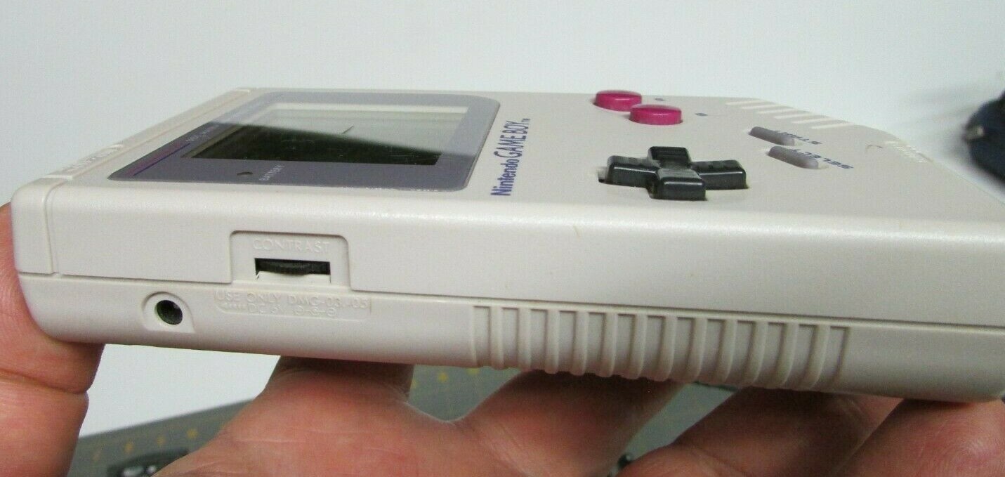 Original Nintendo Game Boy Handheld System DMG-01 & Original YOSHI WORKS GREAT