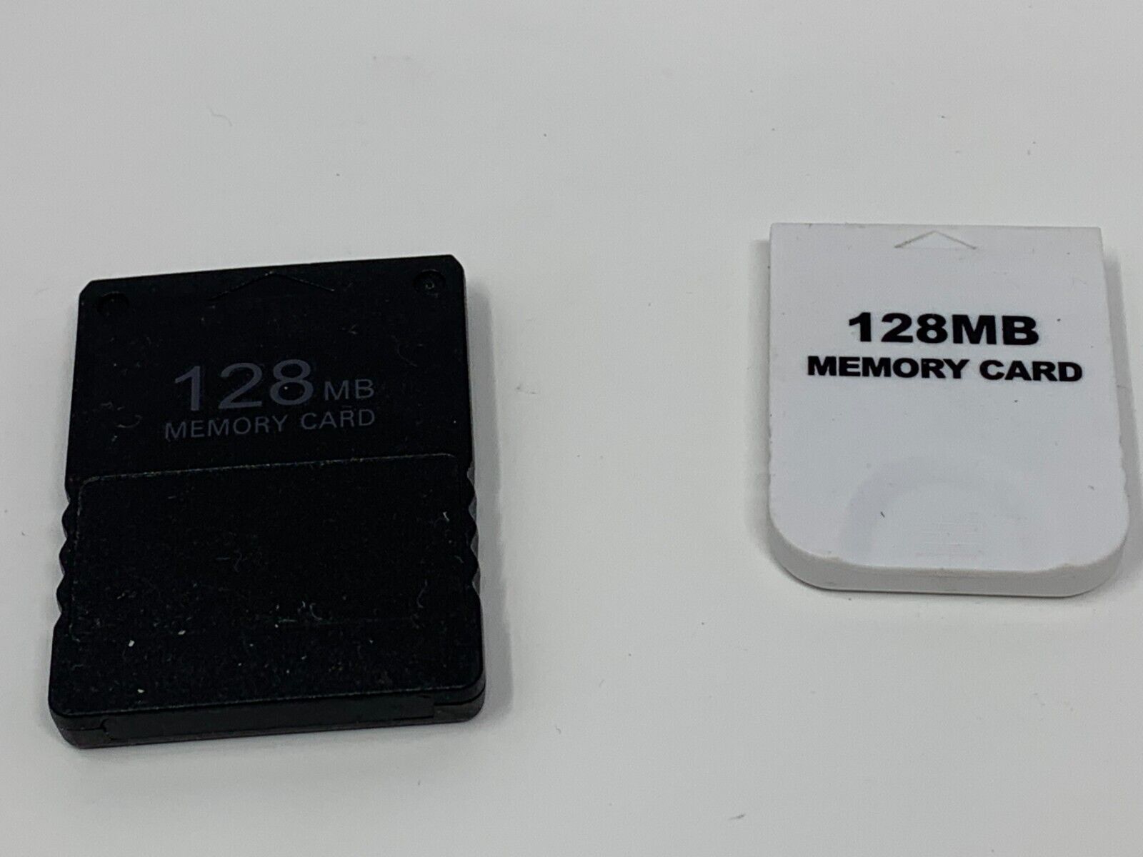 Lot of (8) Memory Cards Playstation 2 Sony 128MB Game Cube Max Memory 128MB PS1
