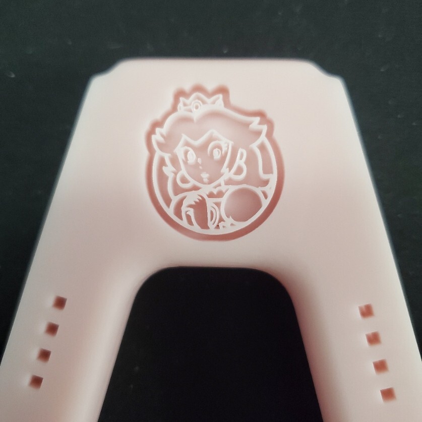 Joycon Grip with👸Princess Peach