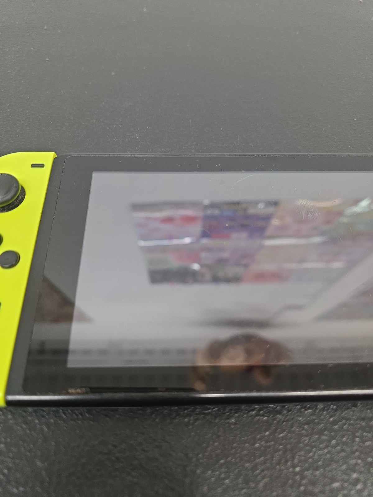 Nintendo HAC00101 Handheld System – Black & Neon Yellow Joy Cons! Gen. 1. BN18