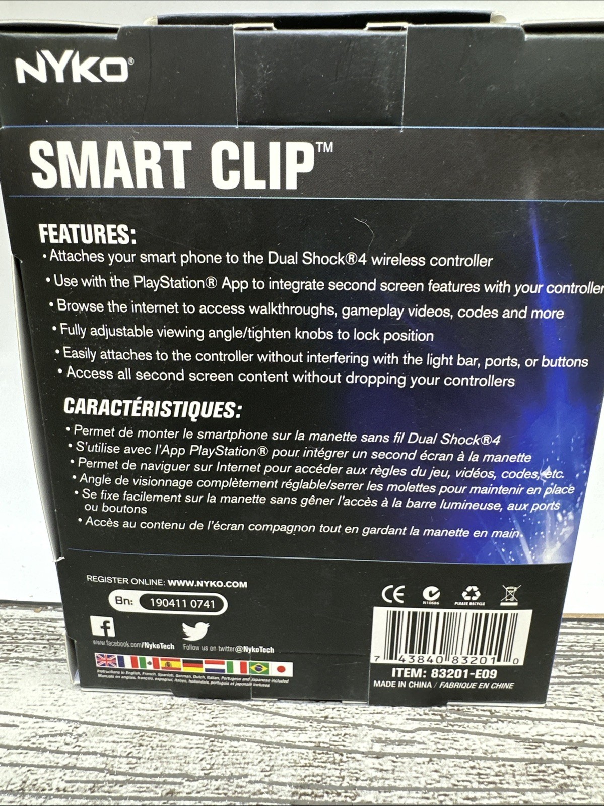 Nyko Smart Clip – Playstation Dualshock 4 Controller Clip On Mount adjustable