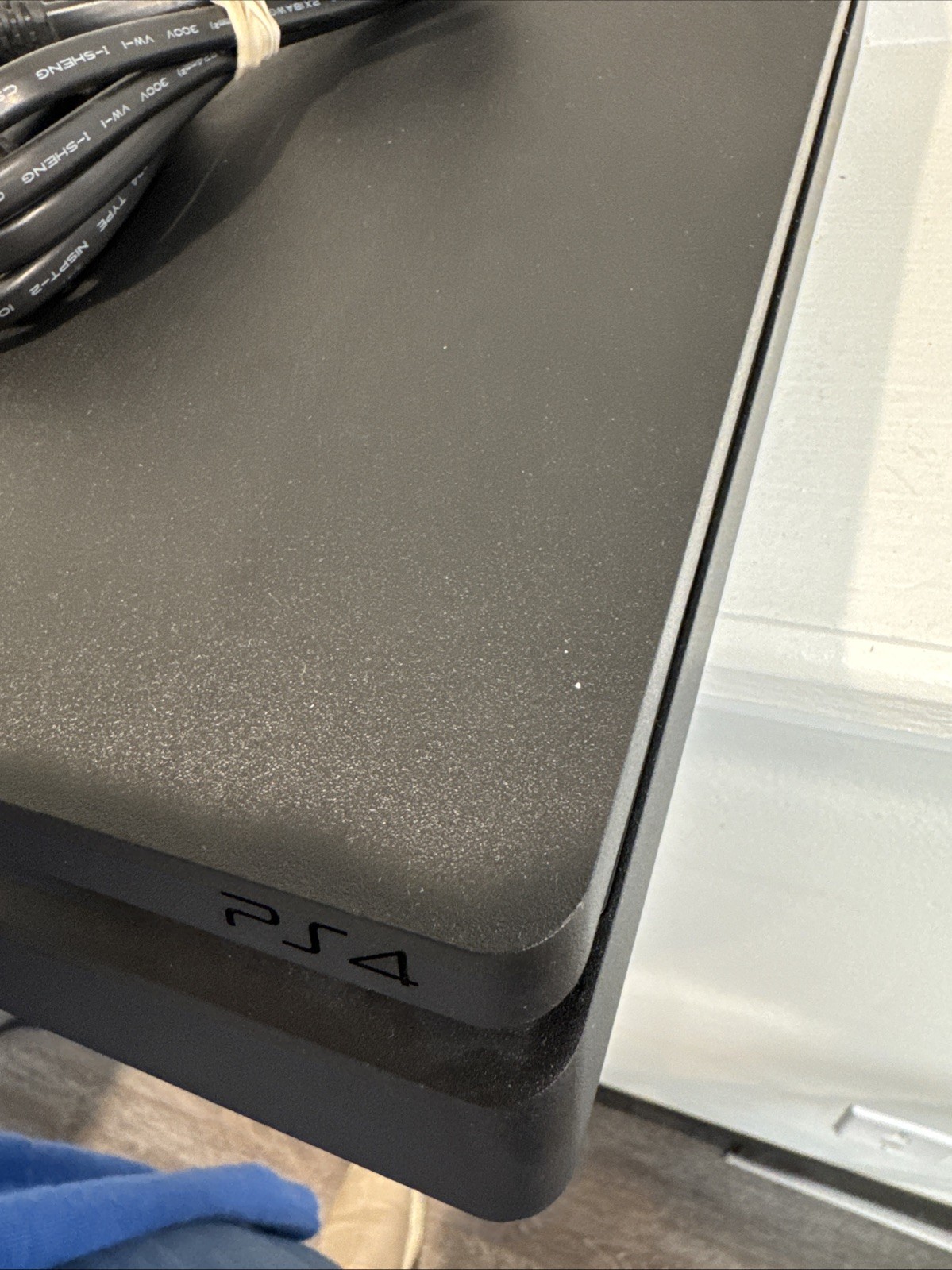 Sony PlayStation 4 PS4 Slim 1TB Console – Tested/Working! No Controller