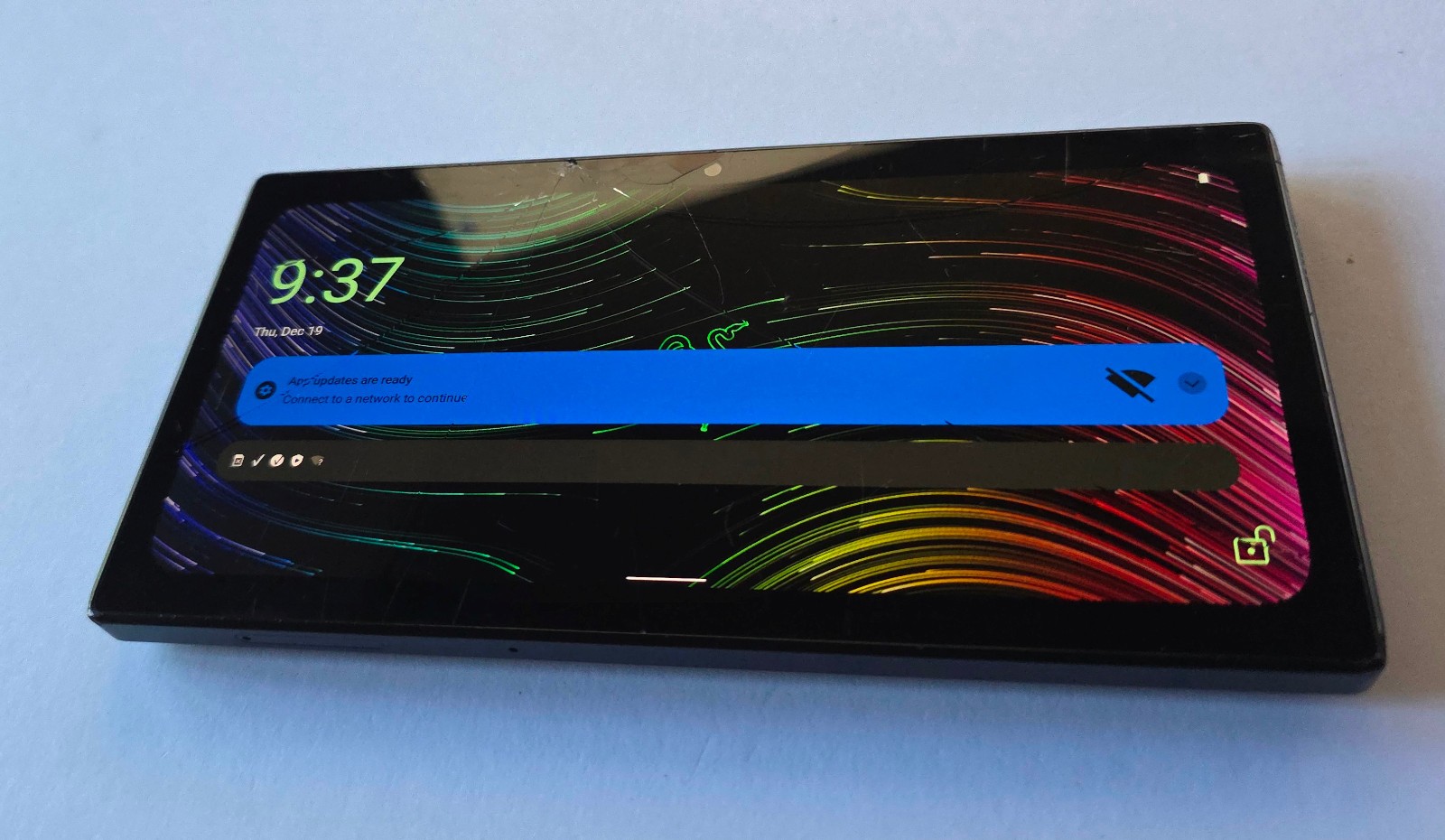 Black Razer Edge 5G Gaming Handheld Android 128GB TABLET – Works but has CRACKS
