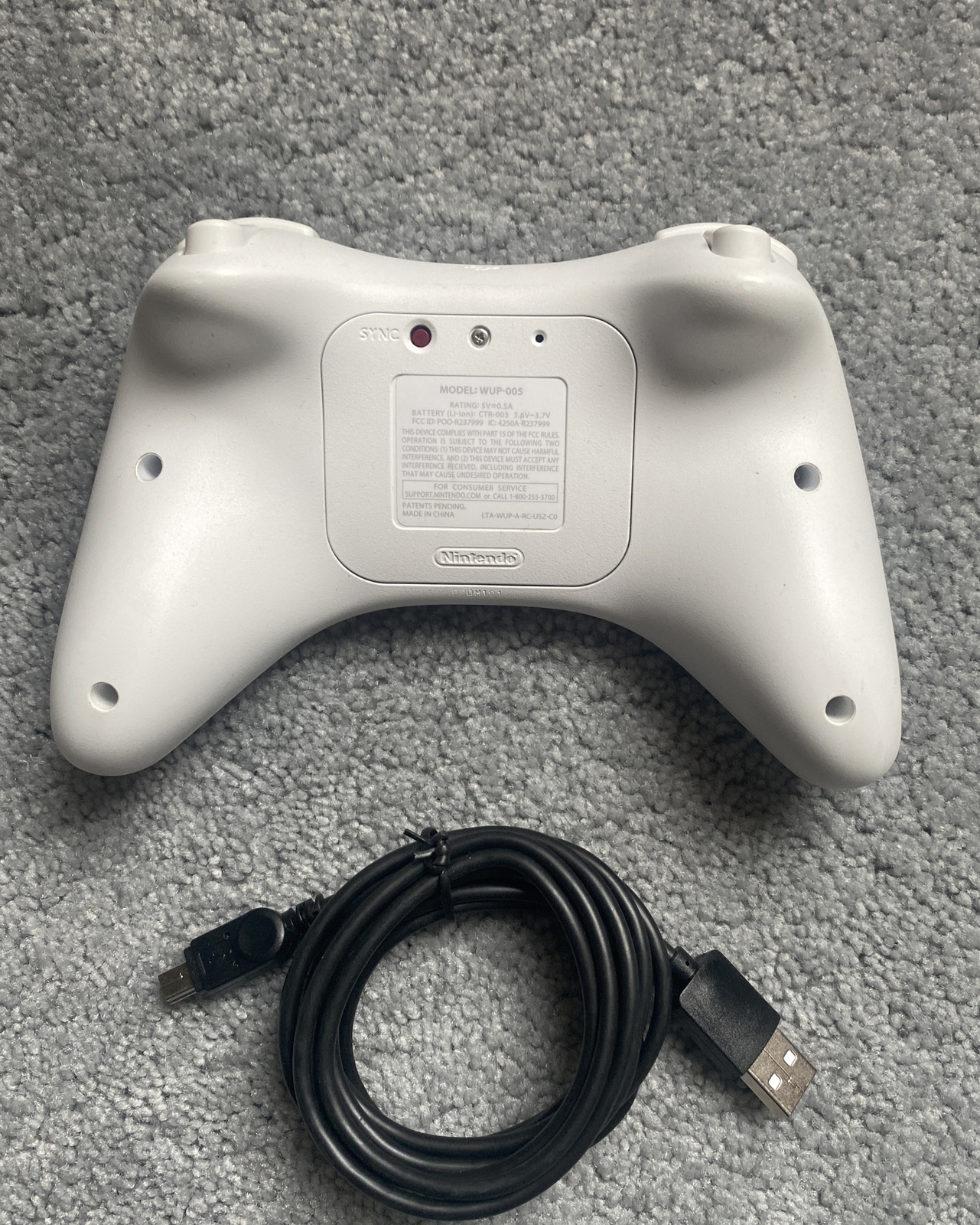 Official Nintendo Wii U Pro Controller Video Game Remote WUP-005 WHITE Genuine