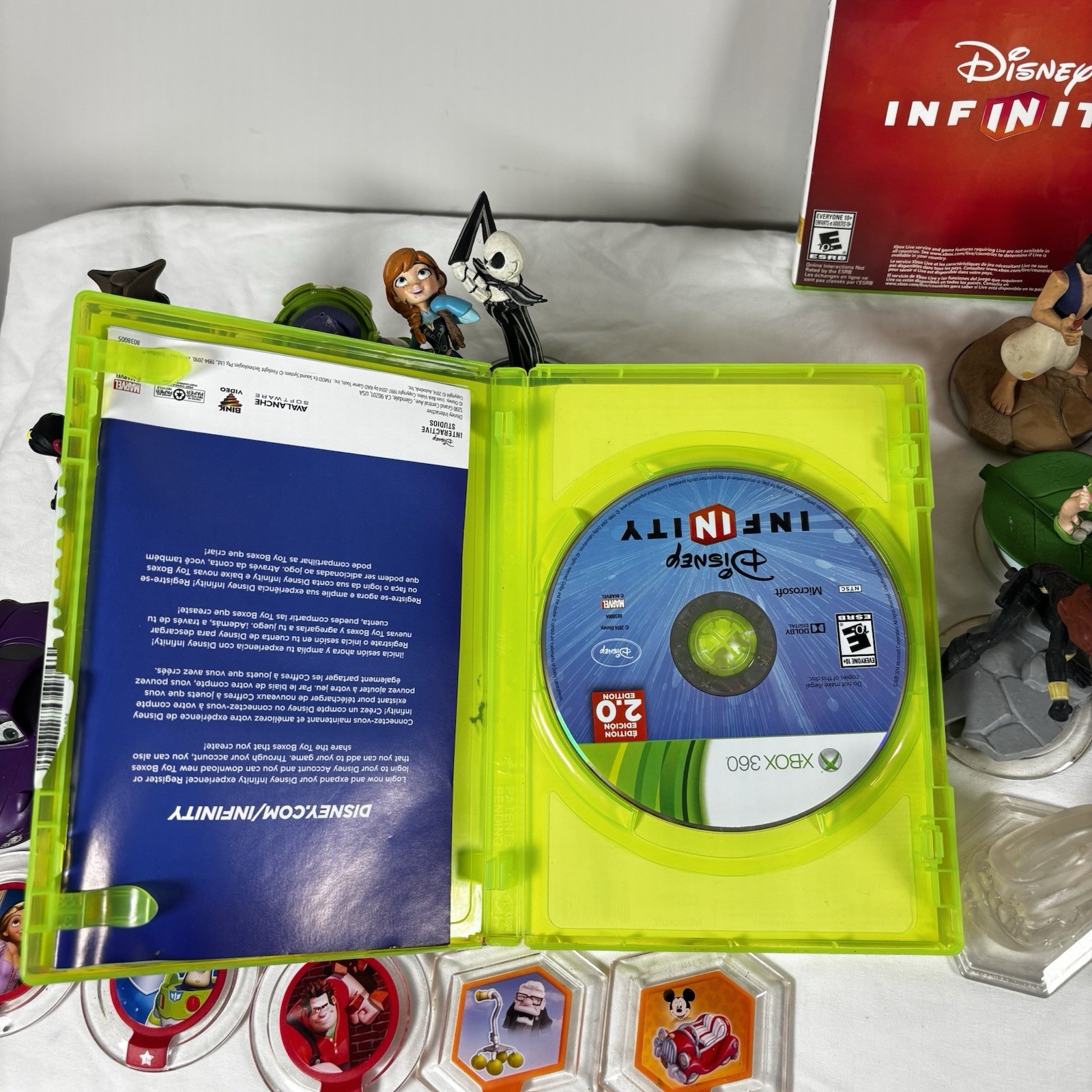 Disney Infinity Xbox 360 Mega Bundle – 32 Figures, 1.0, 2.0 & 3.0, Portal, Games