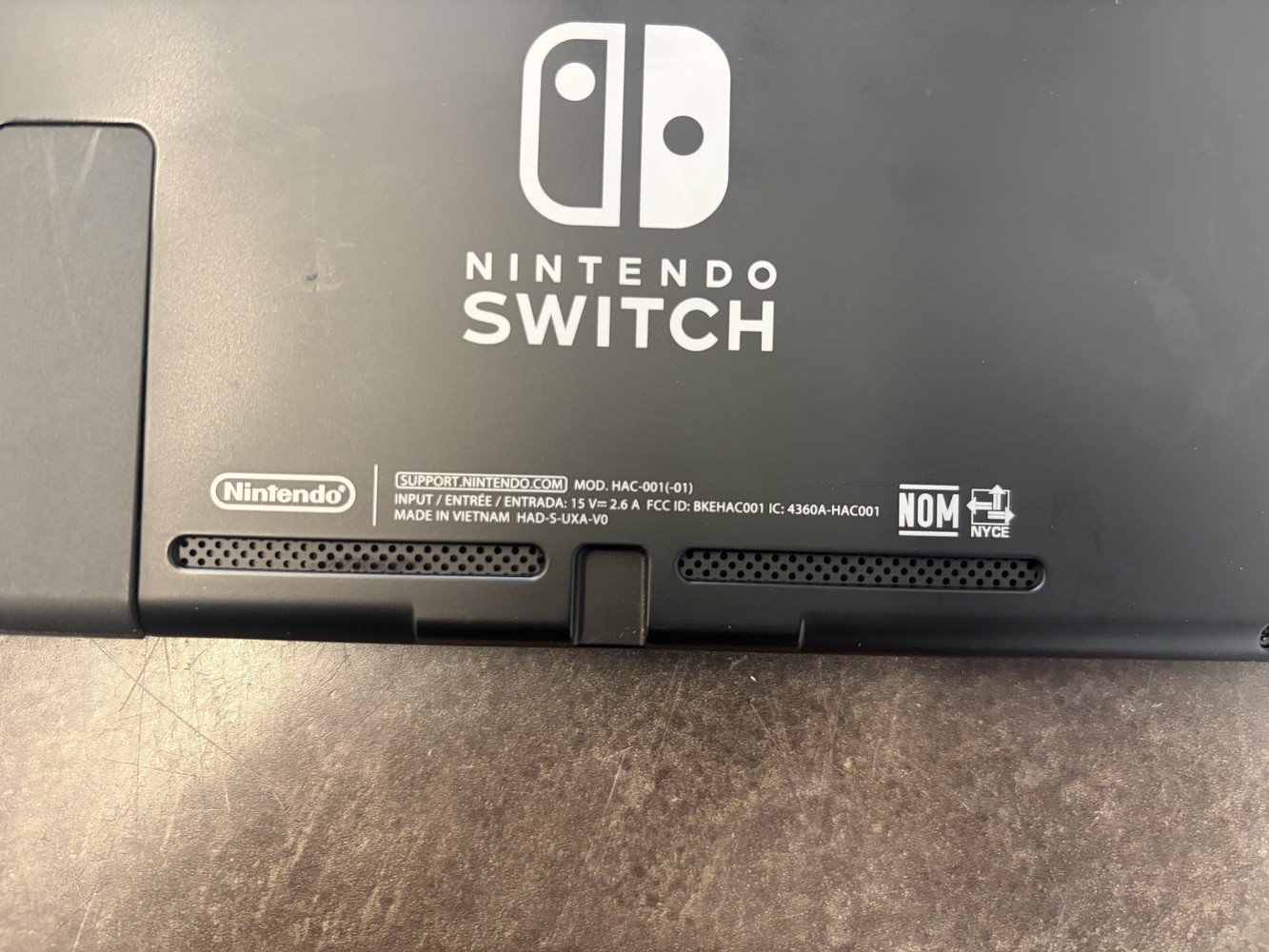 NINTENDO SWITCH HAC-001(-01) WITH GRAY JOY CON DOCK