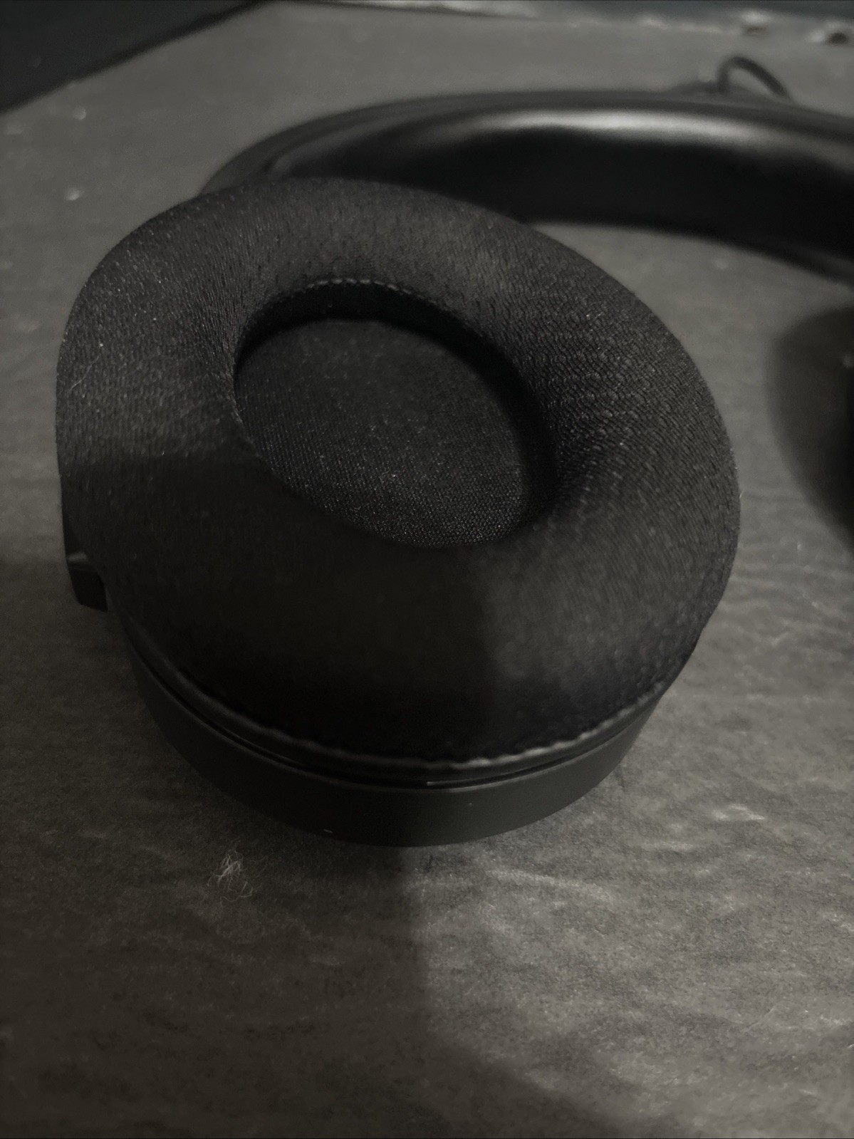 Razer Barracuda X Ear-Cup Headsets – Black (RZ04-0380) – Missing Dongle