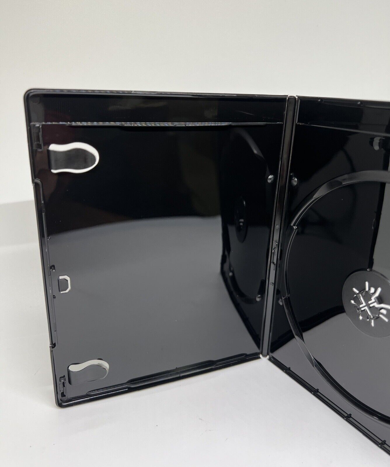 NEW 7MM 4K ULTRA HD SLIM SINGLE DVD CASE, BLACK, SLEEVE, PS1-7MM UHD (W37F)