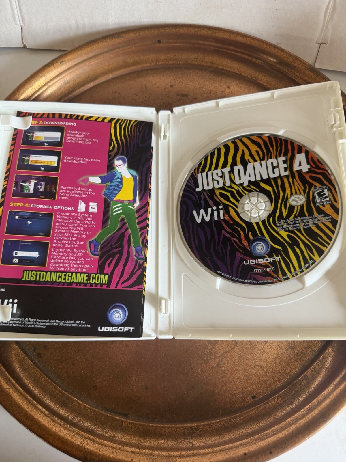 Just Dance 4 (Nintendo Wii, 2012)