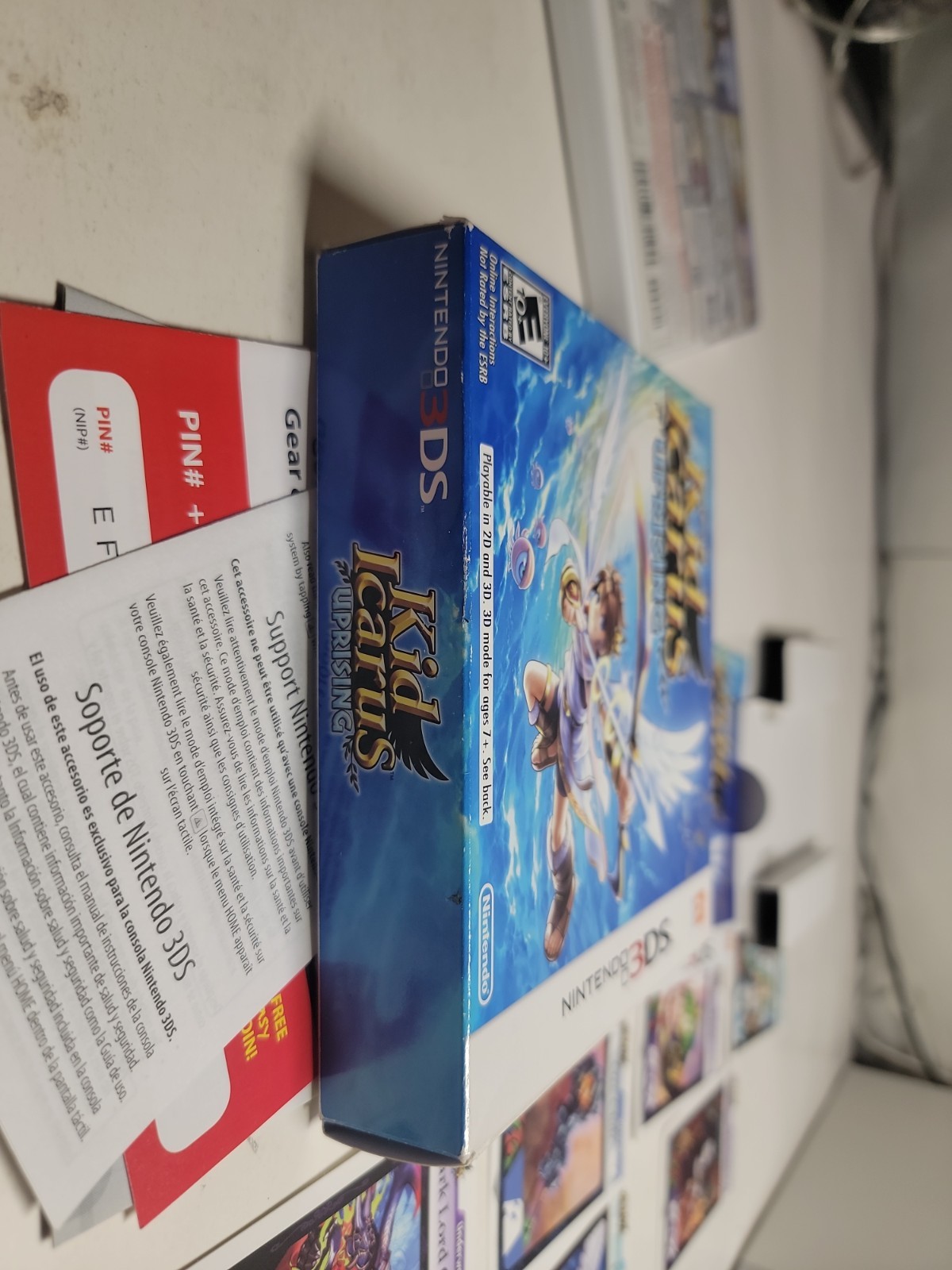 Kid Icarus Uprising Nintendo 3DS 2012 CASE & MANUAL, Box – No Game or AR Cards