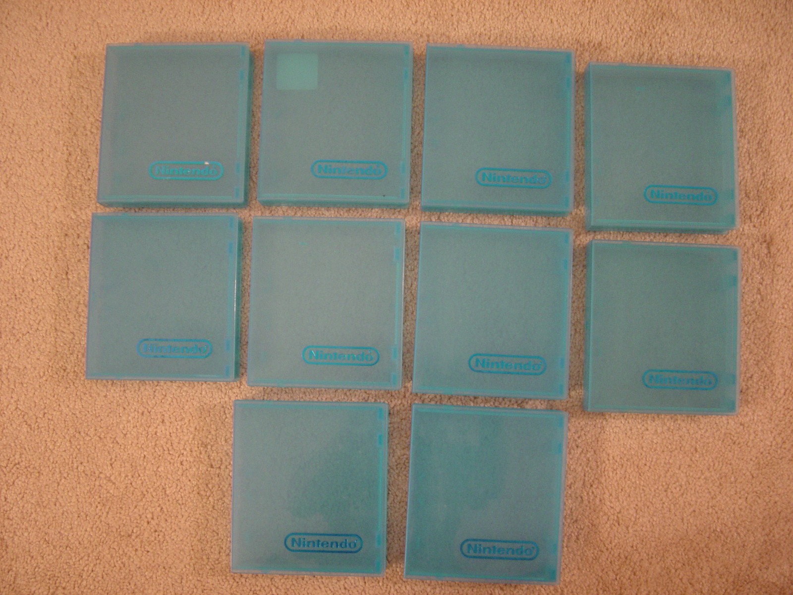 Lot of 10 Blue Nintendo Entertainment System OEM NES Clamshell Cases video games