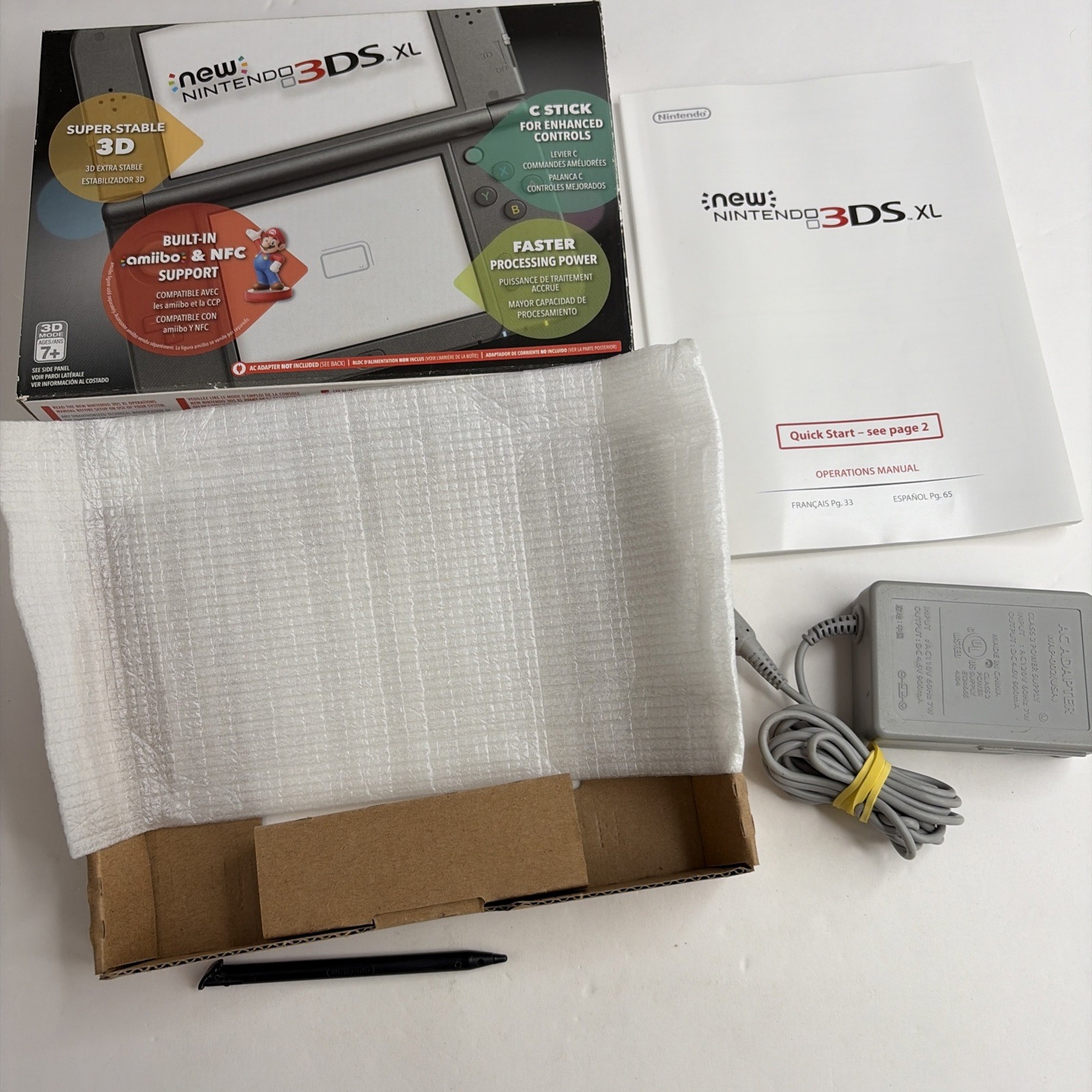 Nice! Nintendo New 3DS XL Black Complete Box W Charger Stylus US Model