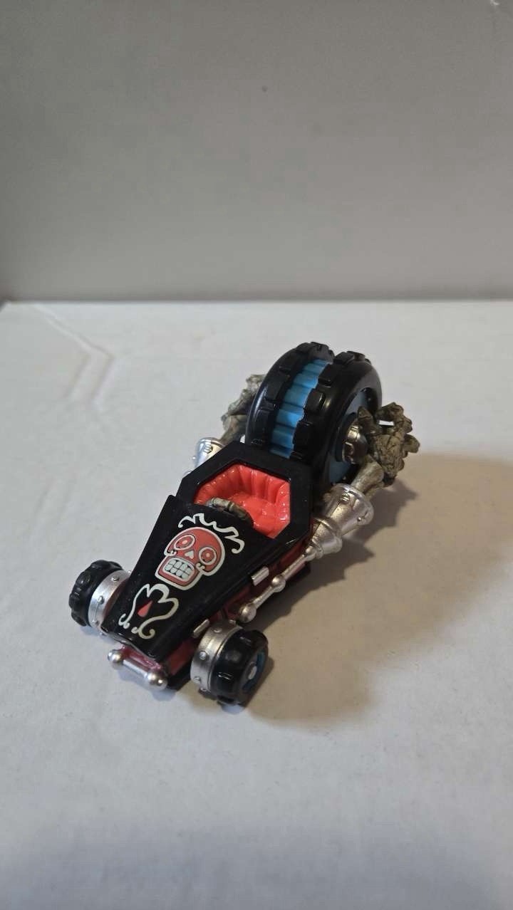 Skylanders SuperChargers Crypt Crusher Vehicle