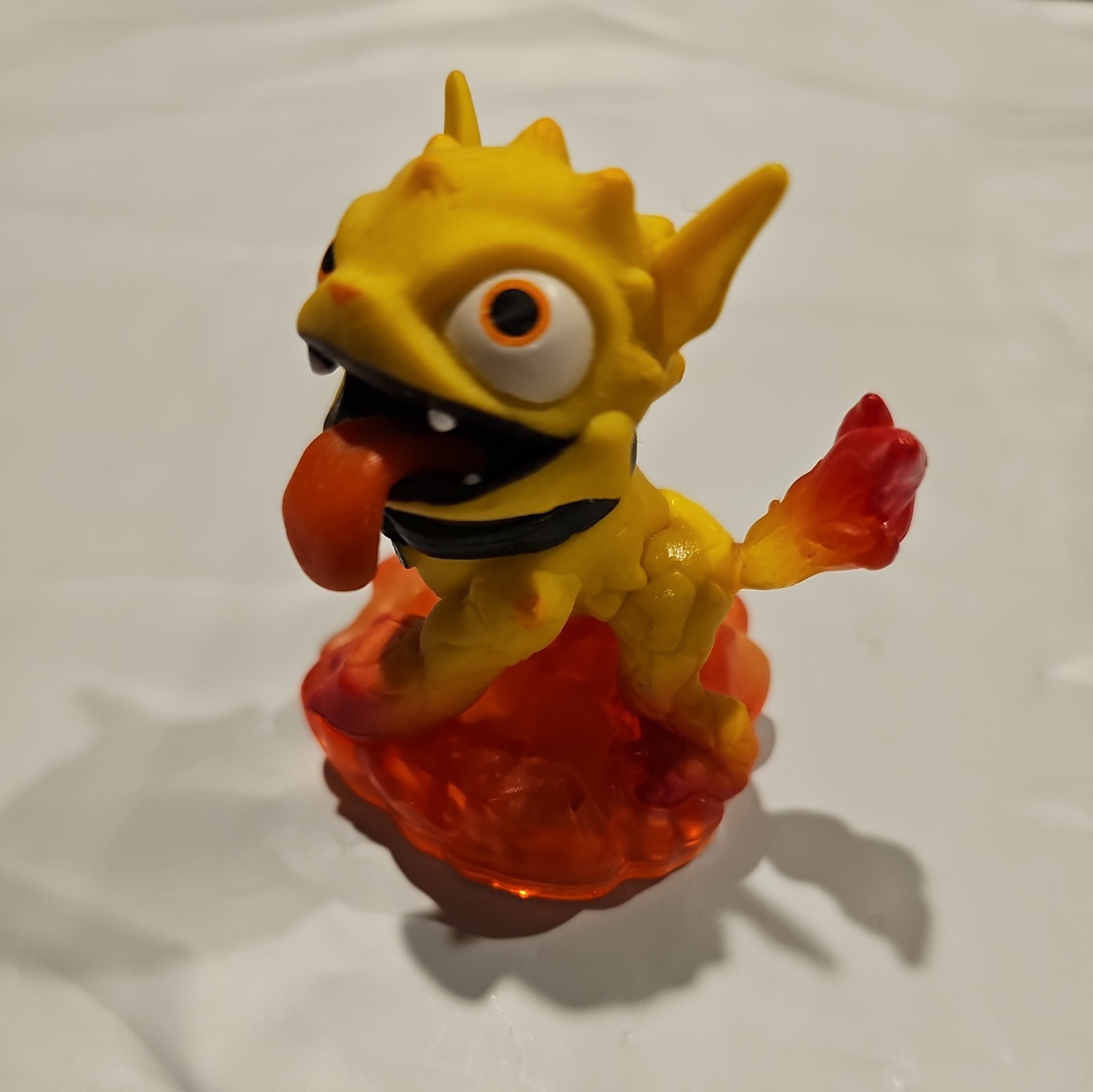 Skylanders Giants – Molten Hot Dog free shipping 🚢 📦