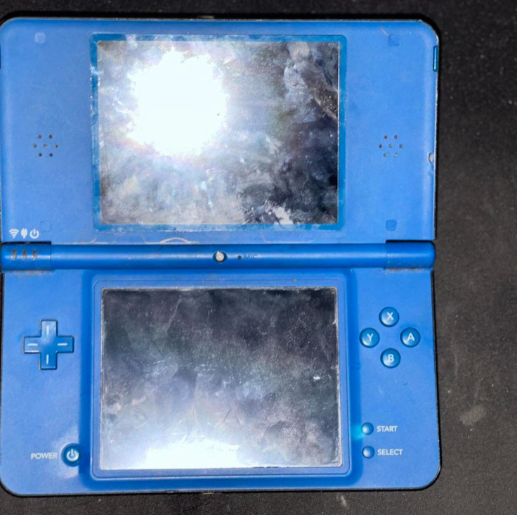 Nintendo DSi XL Handheld System – Midnight Blue