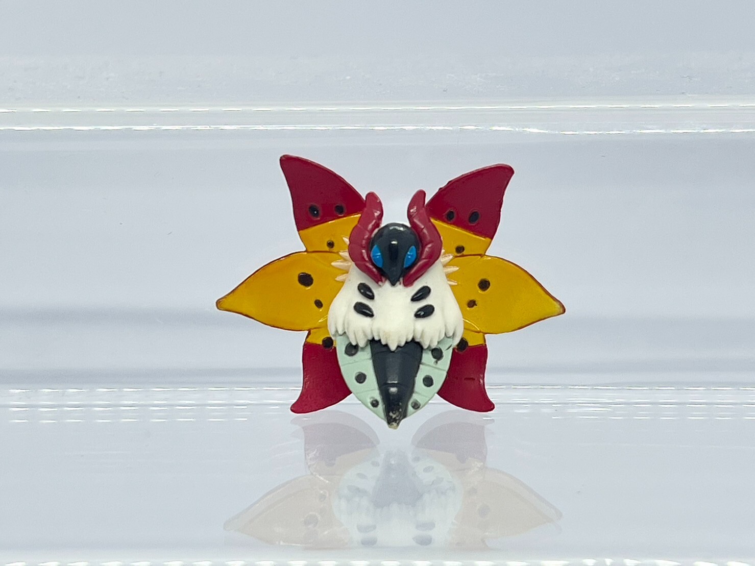 Pokemon Clipping Volcarona Clear Figure Collection Bandai Toy Japan B158