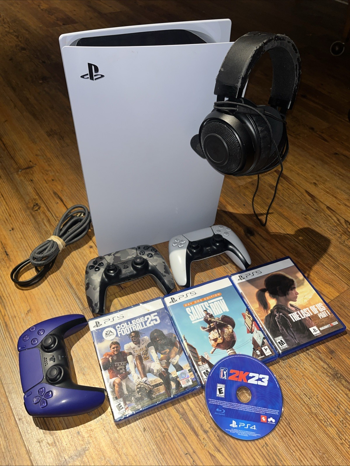 Sony PlayStation 5 DISC EDITION PS5 1TB Console 3x DualSense Controllers 4 Games